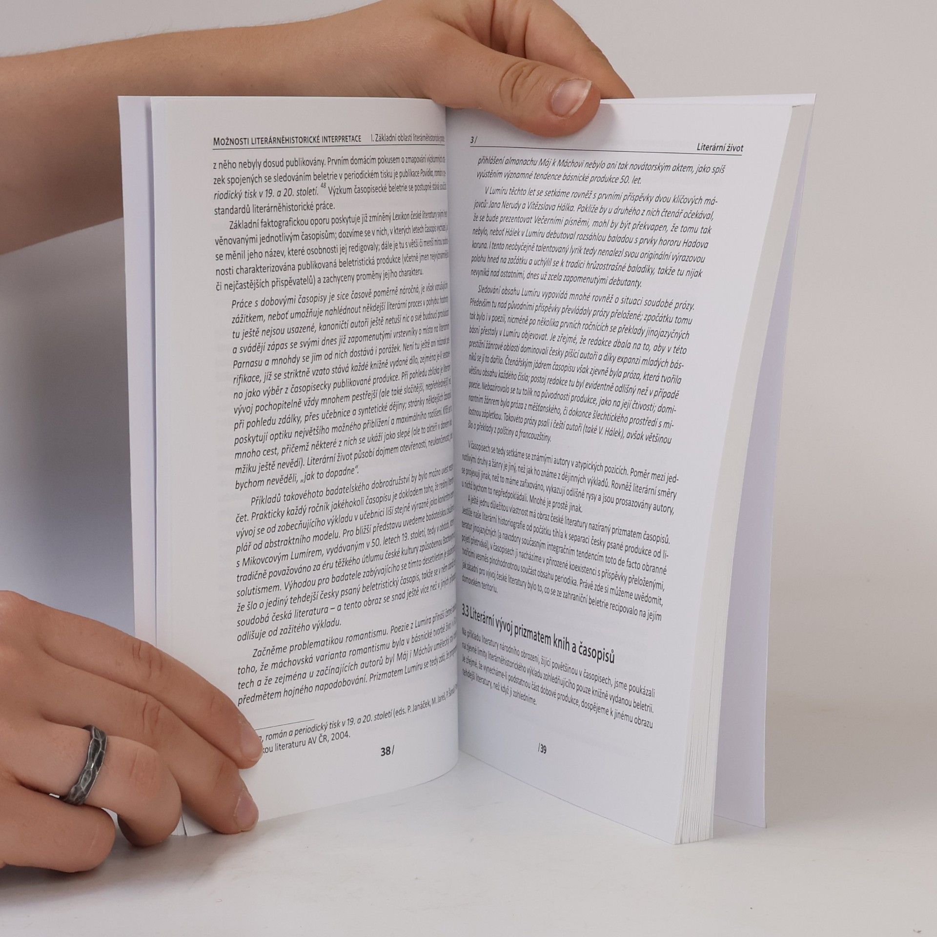 Dagmar Mocná Možnosti literárněhistorické interpretace