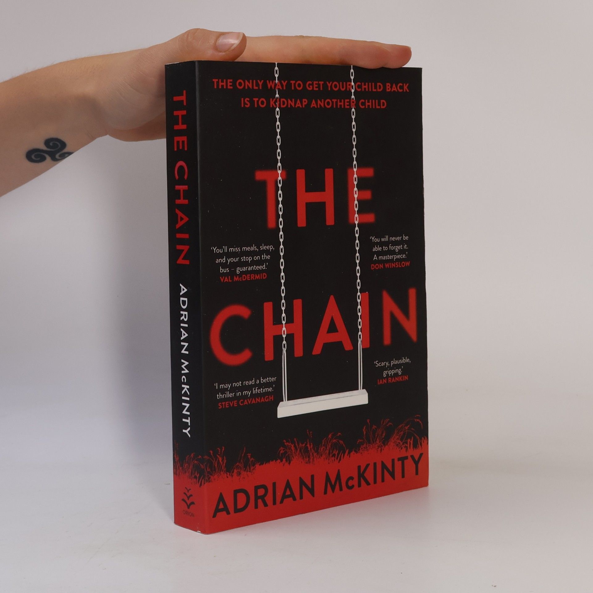 Adrian McKinty The Chain