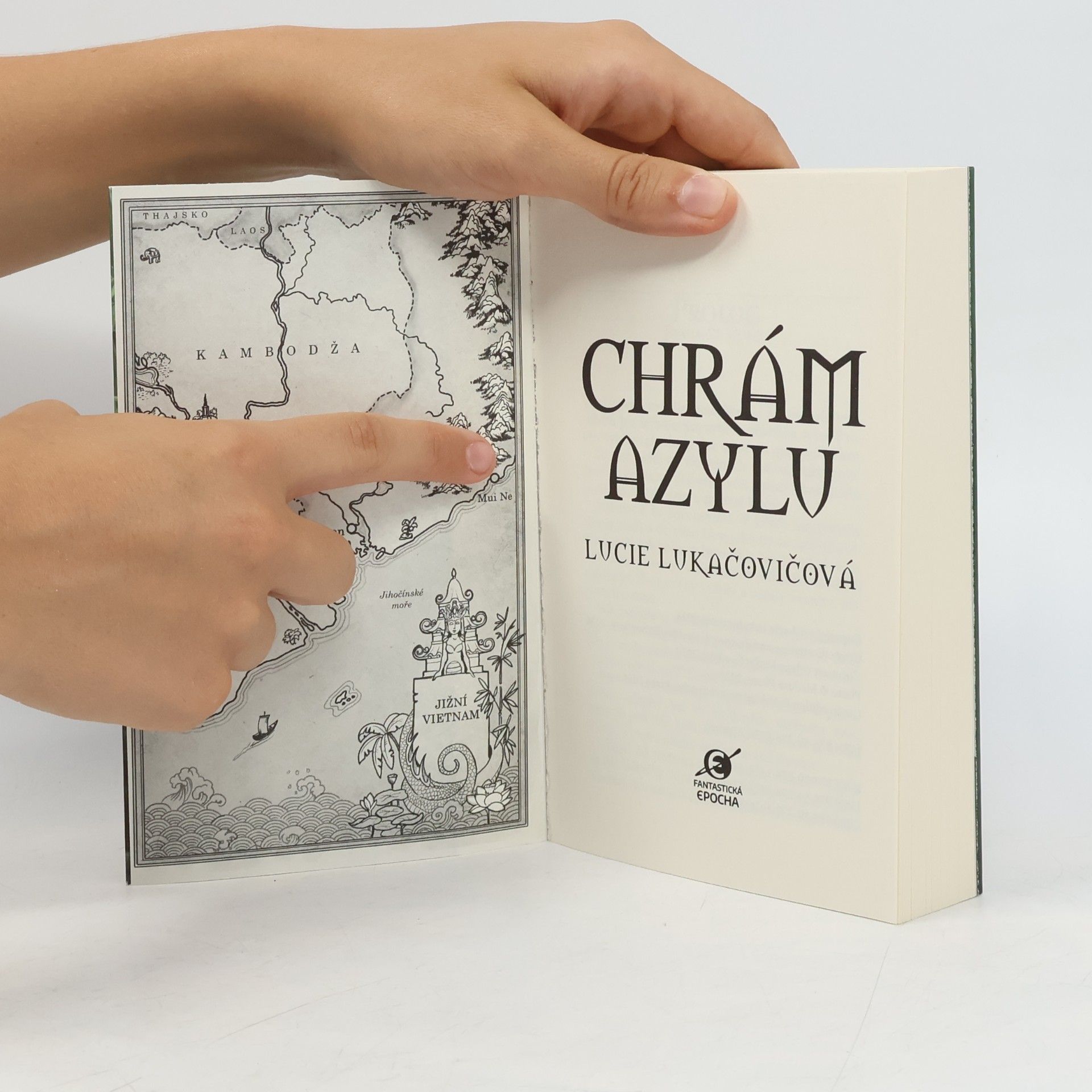 Lucie Lukačovičová Chrám Azylu