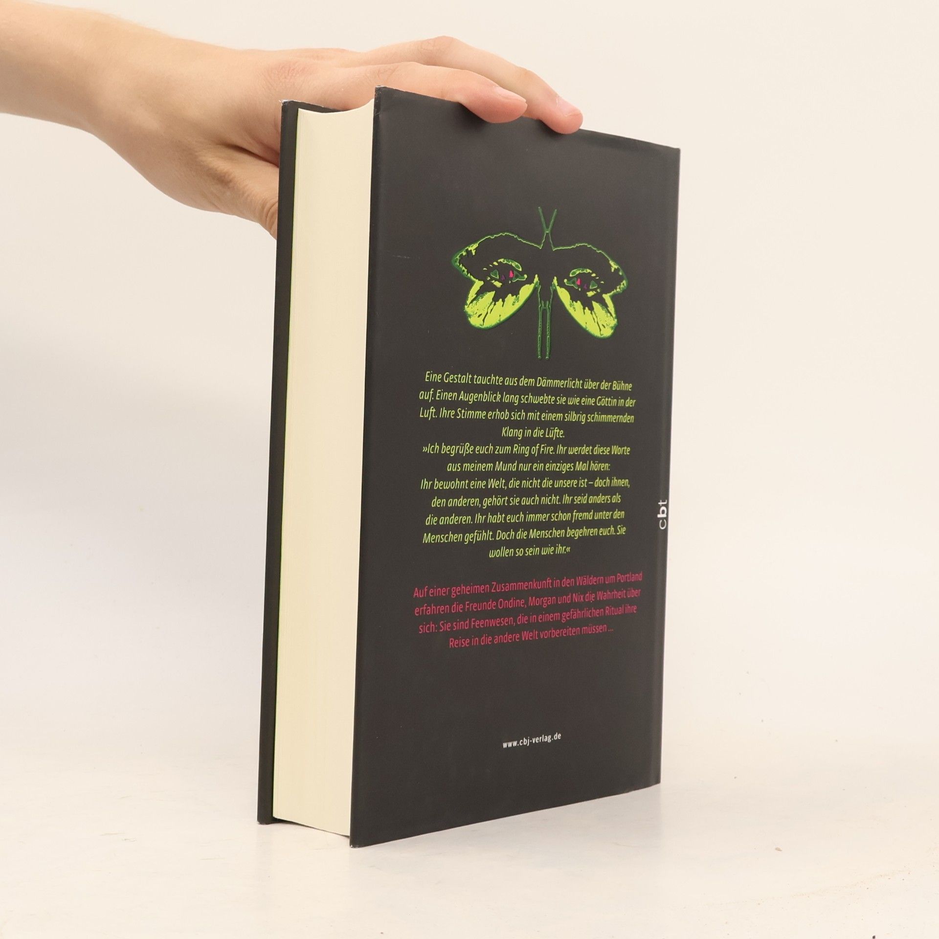 Tara Bray Smith Betwixt zwischen zwei Welten