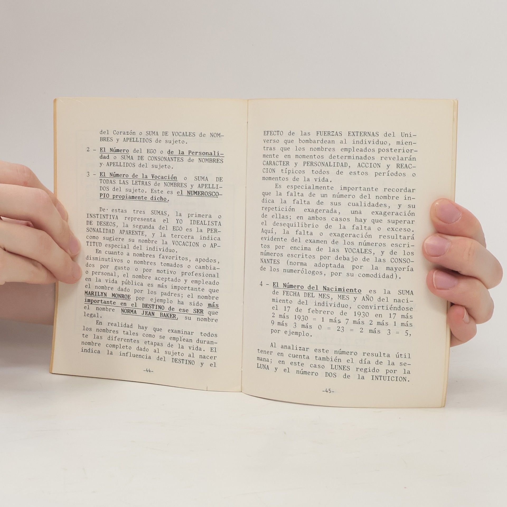 R. H. Wilson Cartomancia y Numerologia