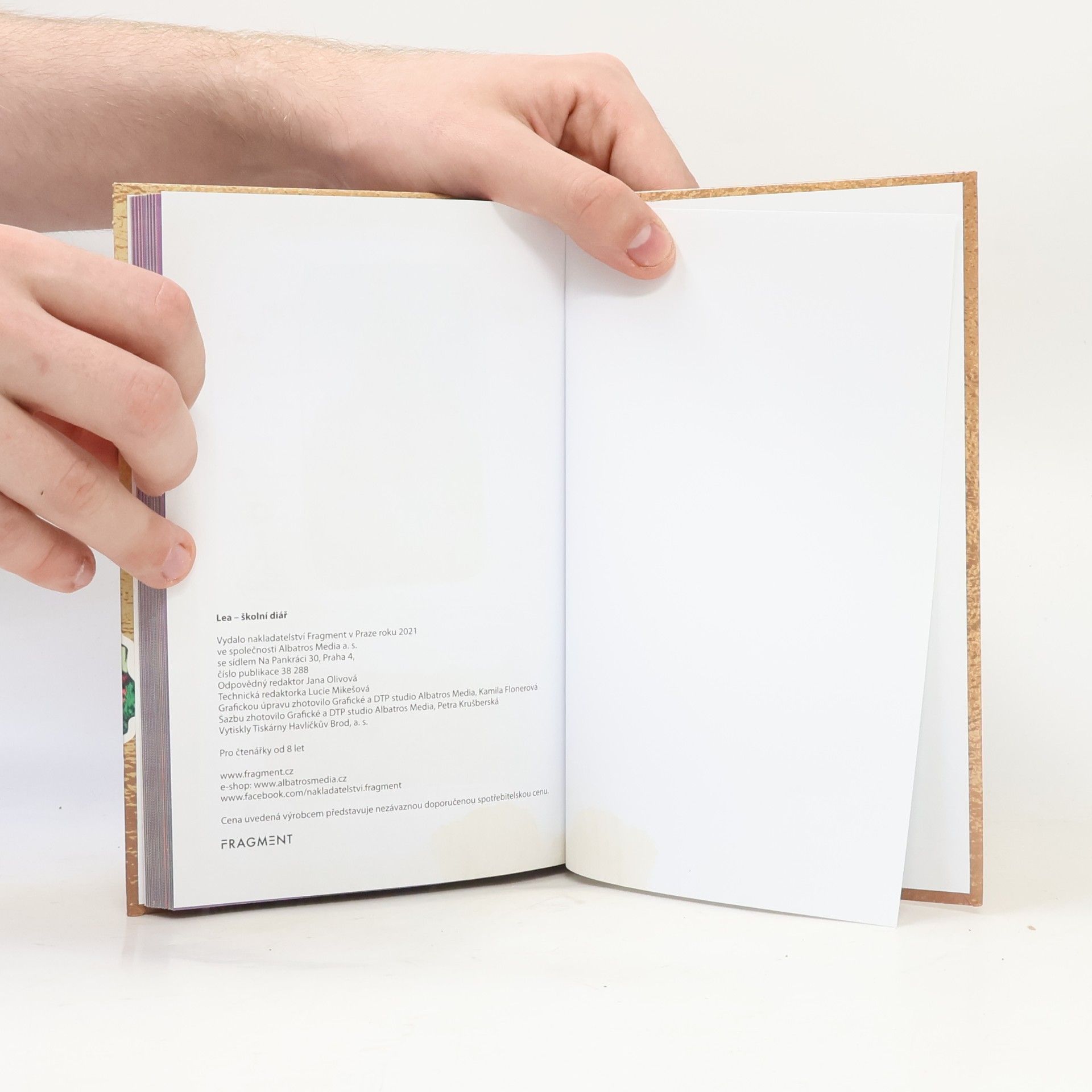 Autores varios Lea. Školní diář pro všechny správné leystky