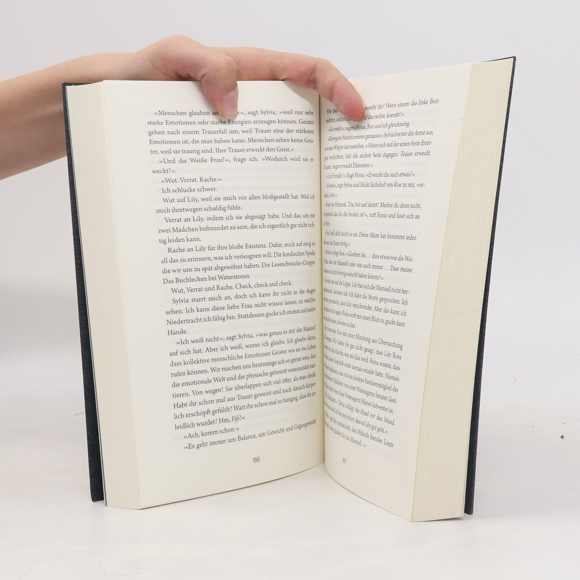 Caroline O. Donoghue All our hidden gifts. Die Macht der Karten