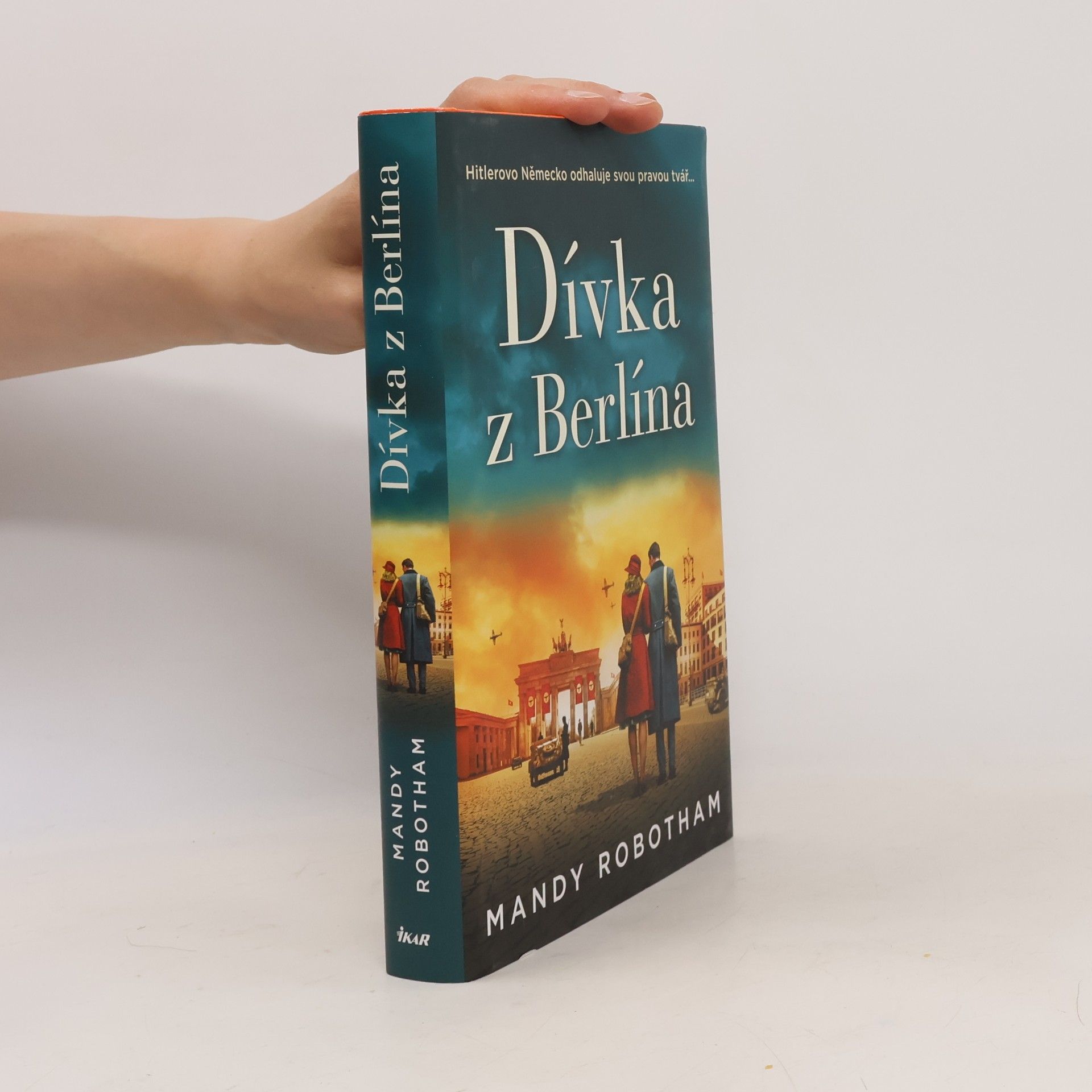 Mandy Robotham Dívka z Berlína