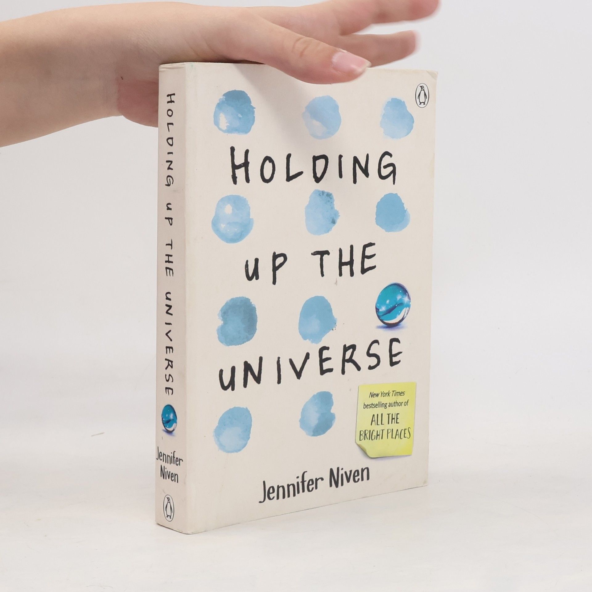 Jennifer Niven Holding Up the Universe