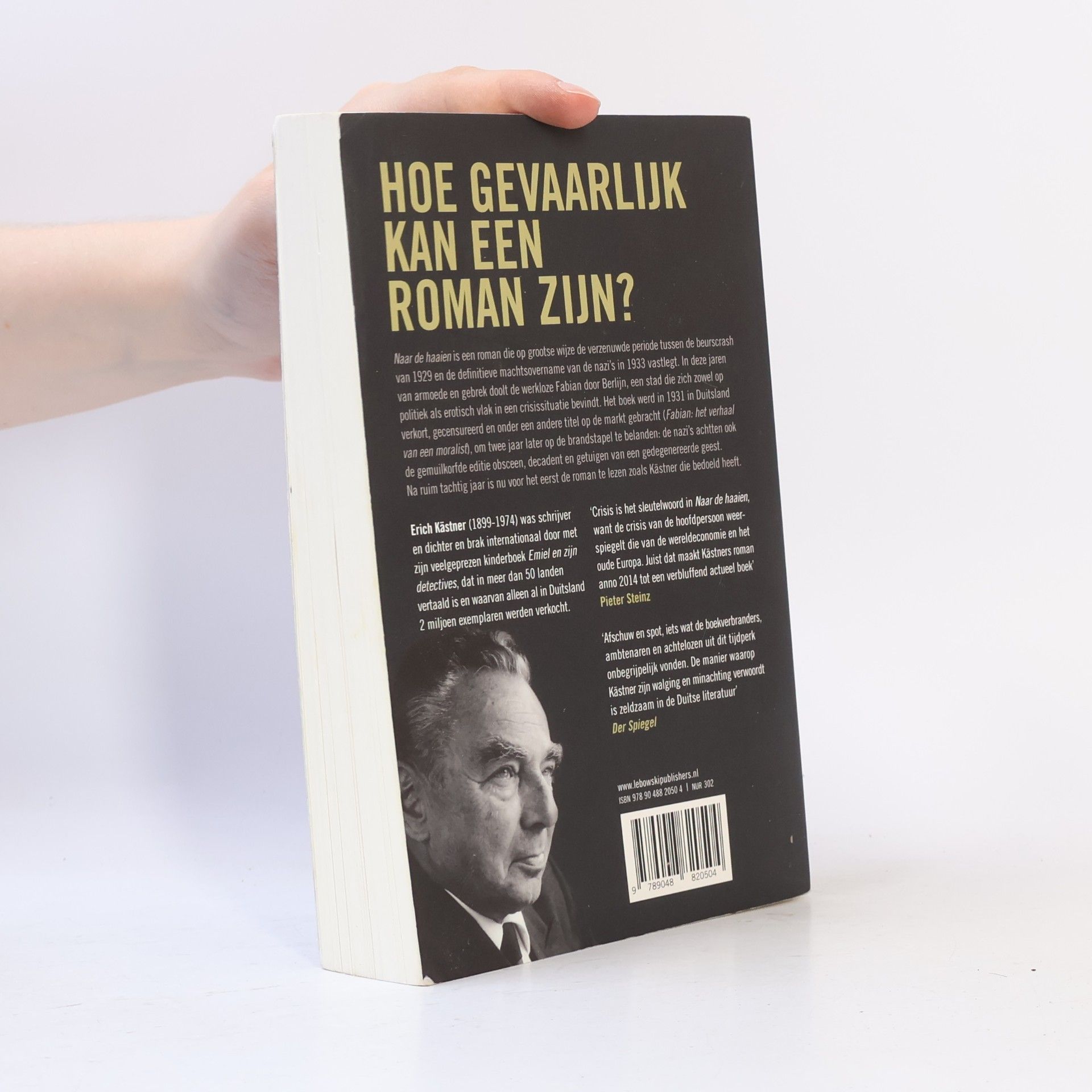 Emil Erich Kästner Naar de haaien