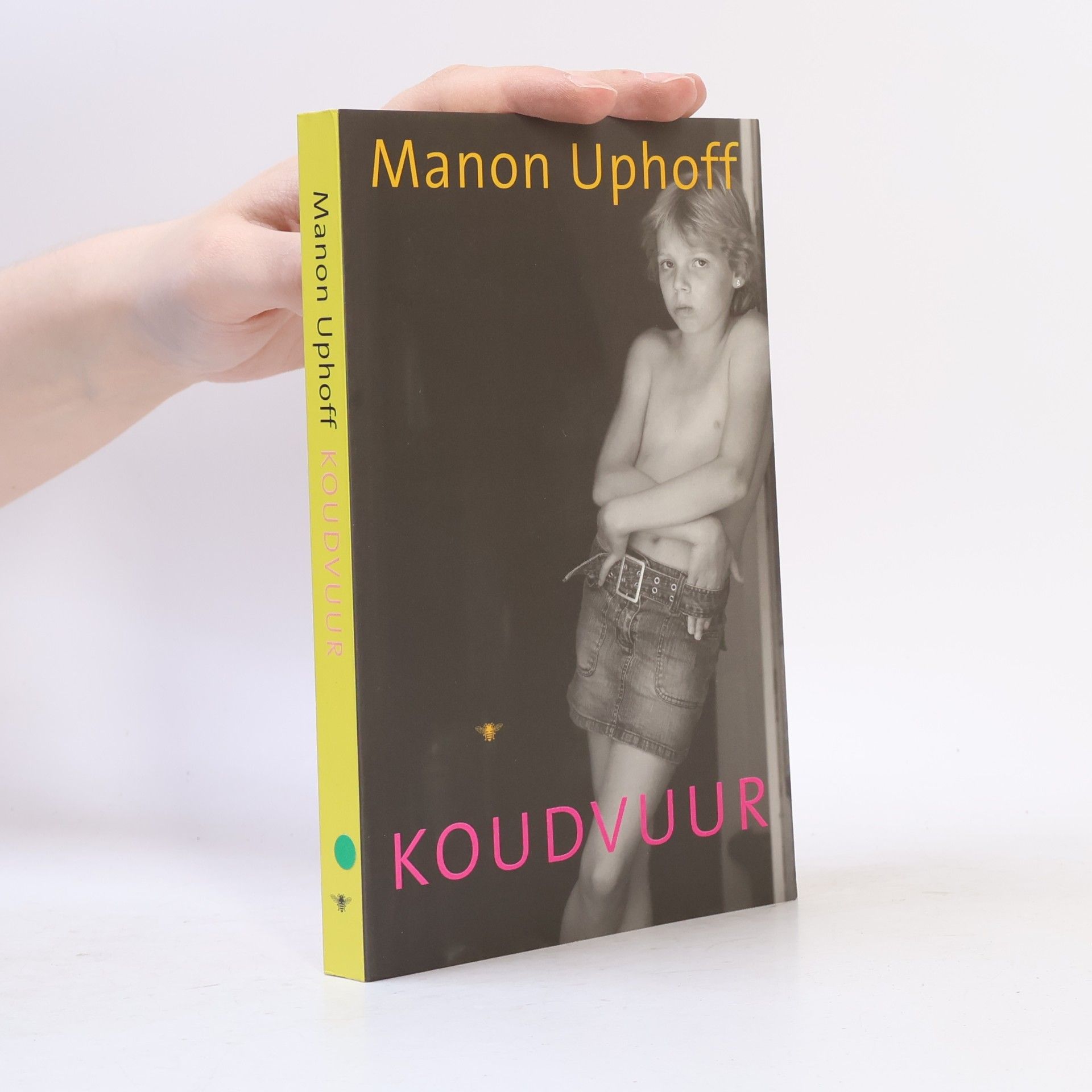 Manon Uphoff Koudvuur