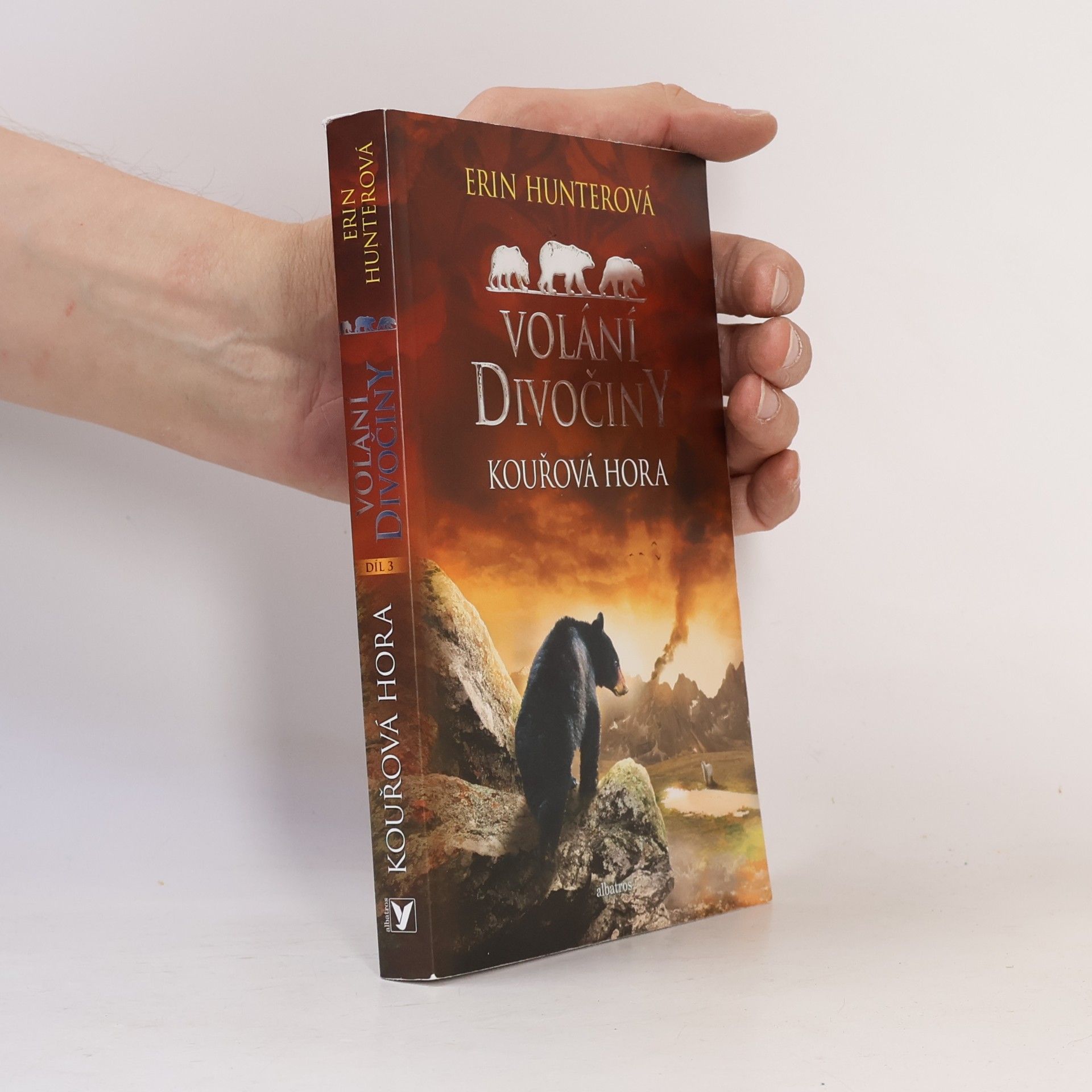 Erin Hunter Kouřová hora