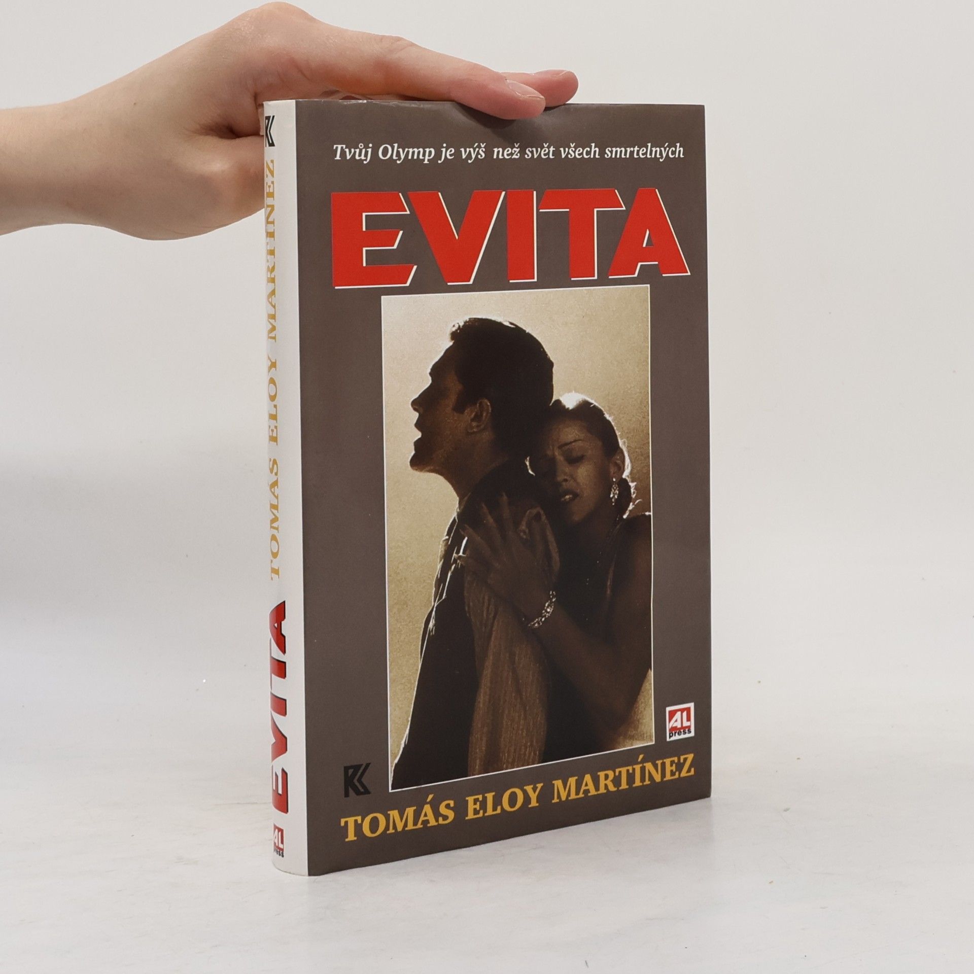 Tomás Eloy Martínez Evita