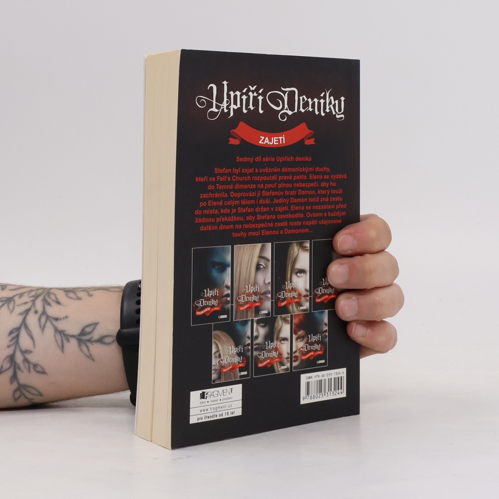 L. J. Smith Upíří deníky. Zajetí