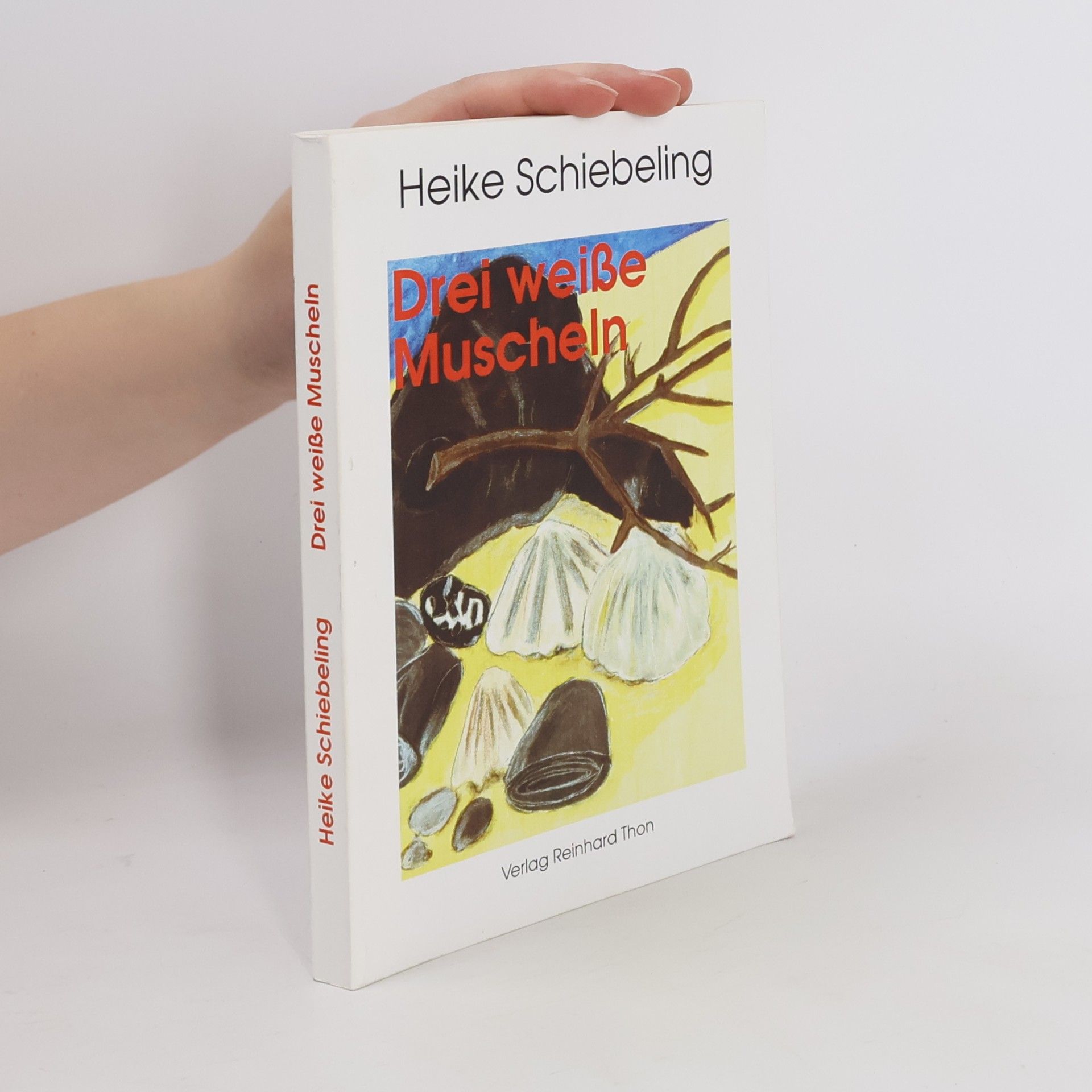 Heike Schiebeling Drei weiße Muscheln