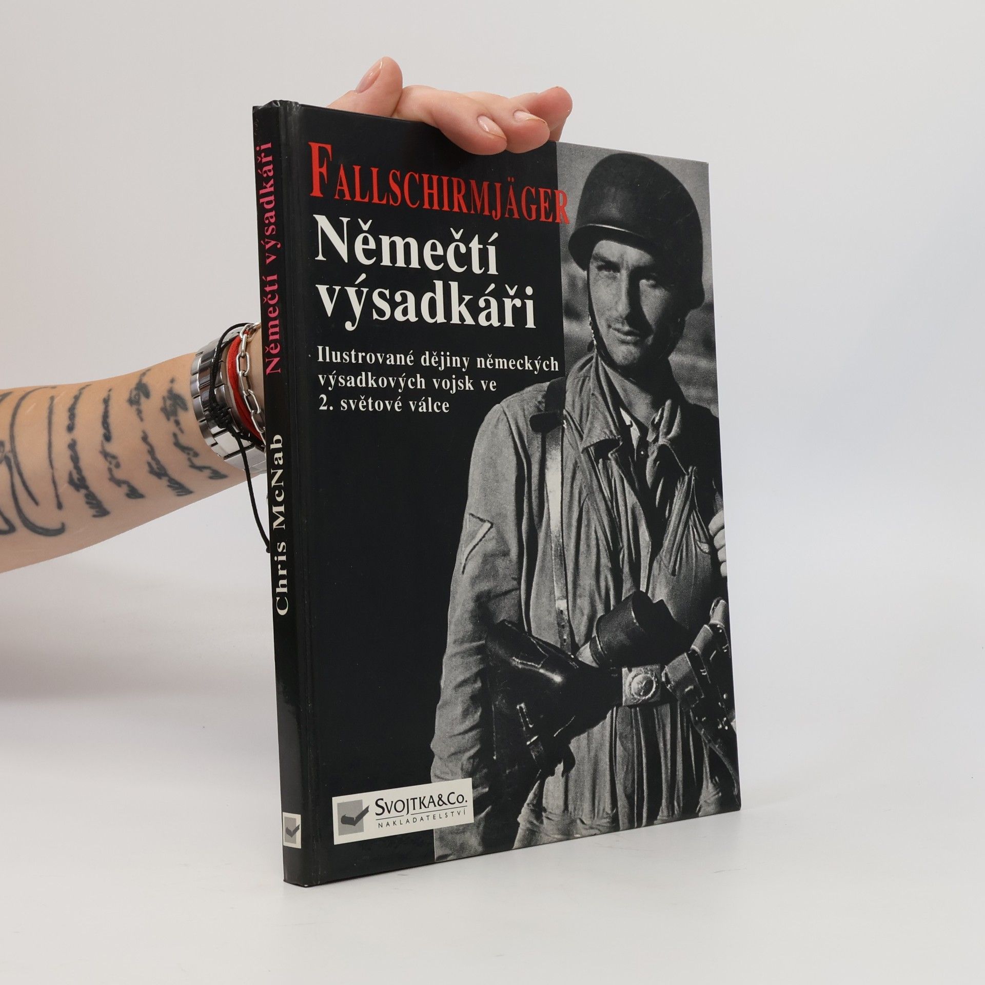 Chris McNab Němečtí výsadkáři. Ilustrované dějiny německých výsadkářů ve 2. světové válce