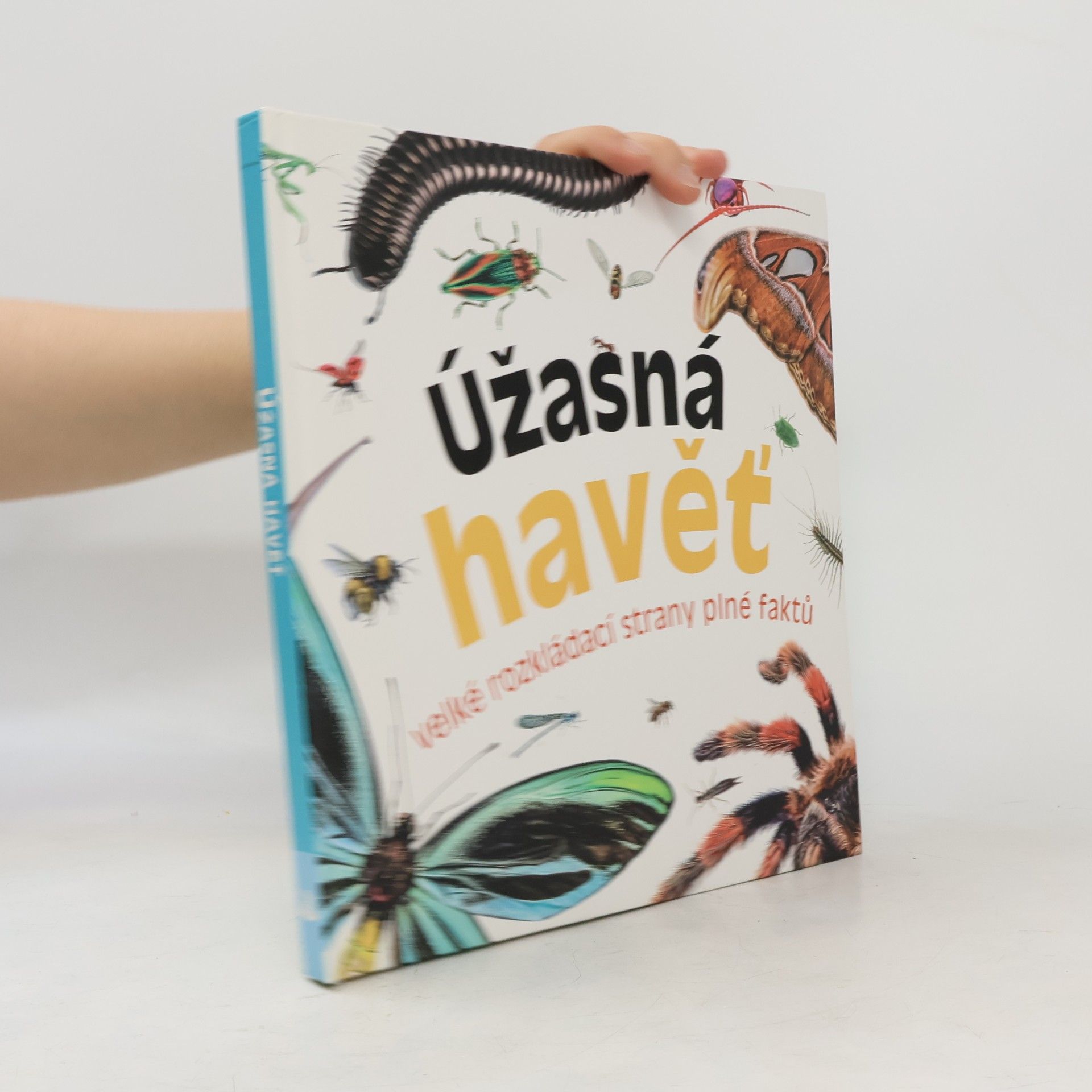 Marek Kurta Úžasná havěť. Velké rozkládací strany plné faktů