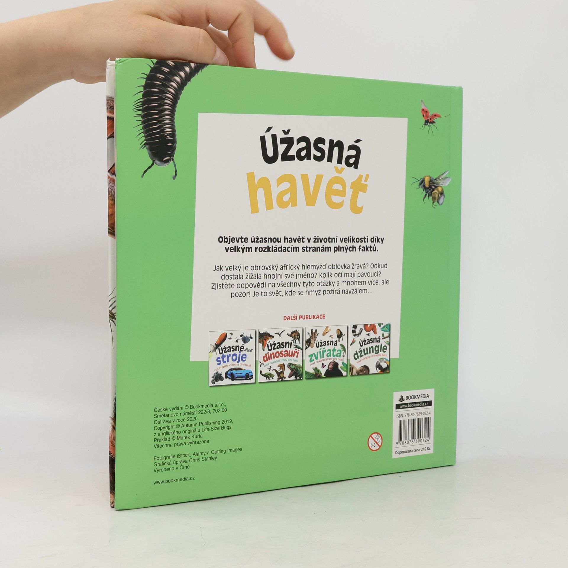 Marek Kurta Úžasná havěť. Velké rozkládací strany plné faktů