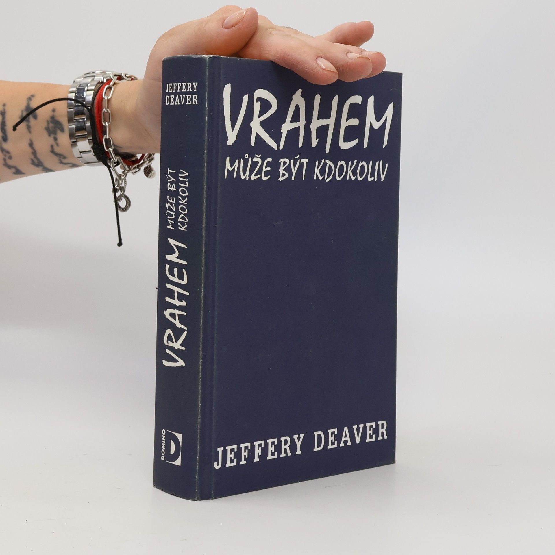Jeffery Deaver Vrahem může být kdokoliv