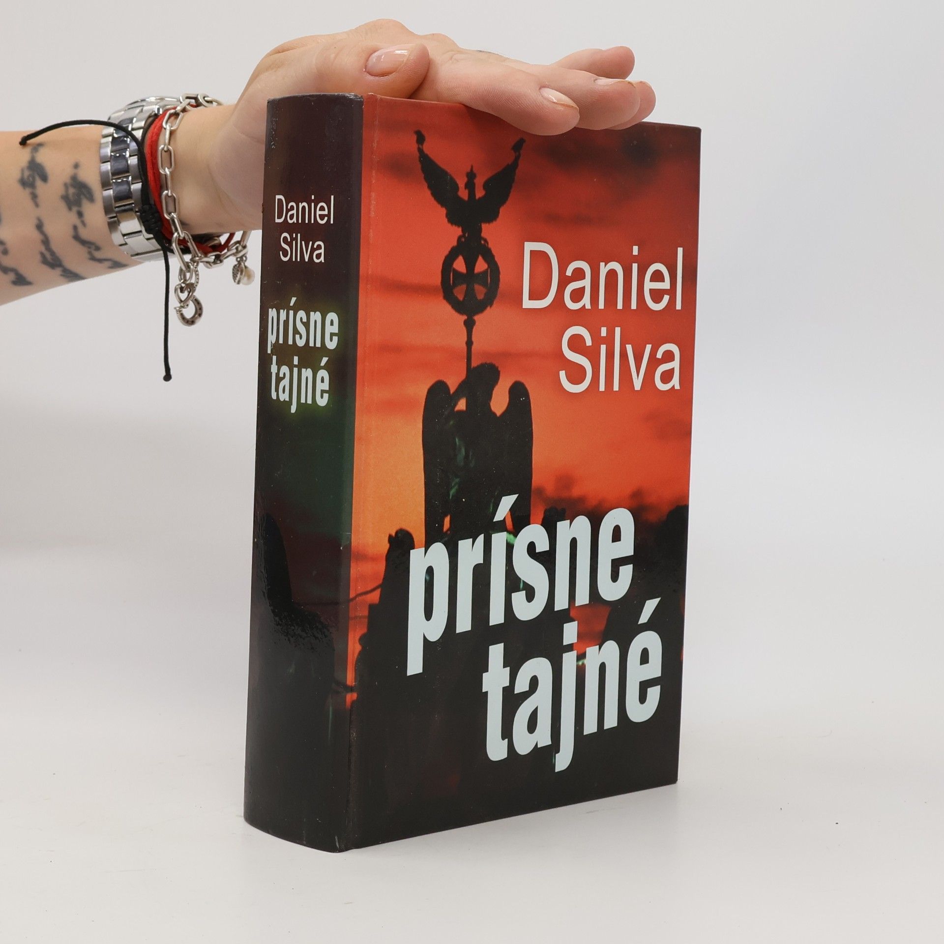 Daniel Silva Prísne tajné