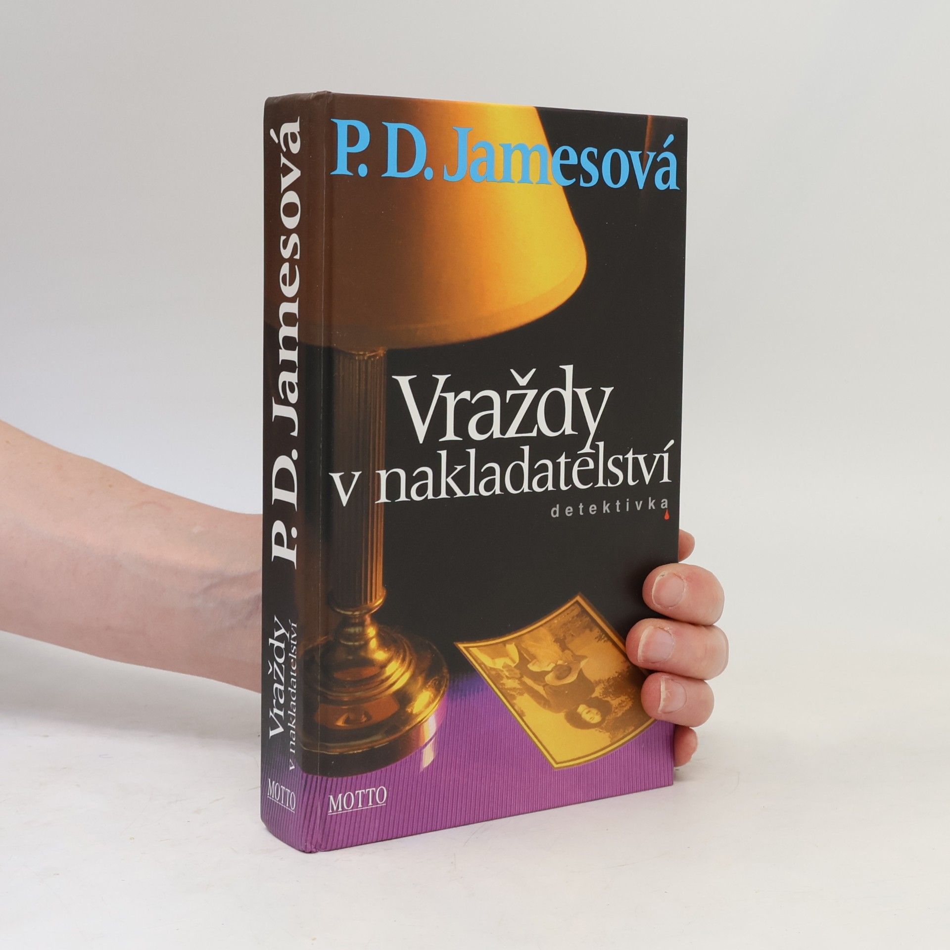 Alena Rovenská Vraždy v nakladatelství