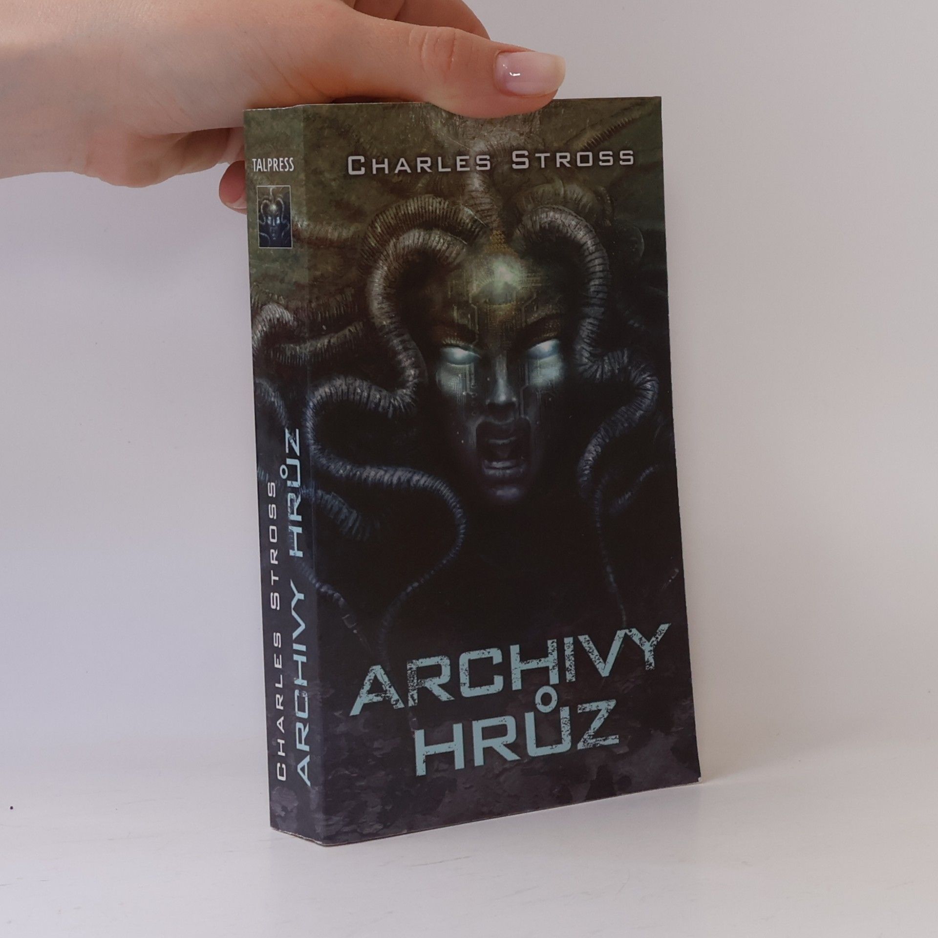 Charles Stross Archivy hrůz