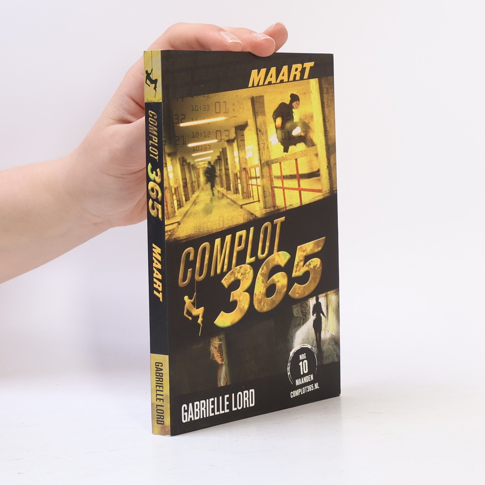 Complot 365: Maart