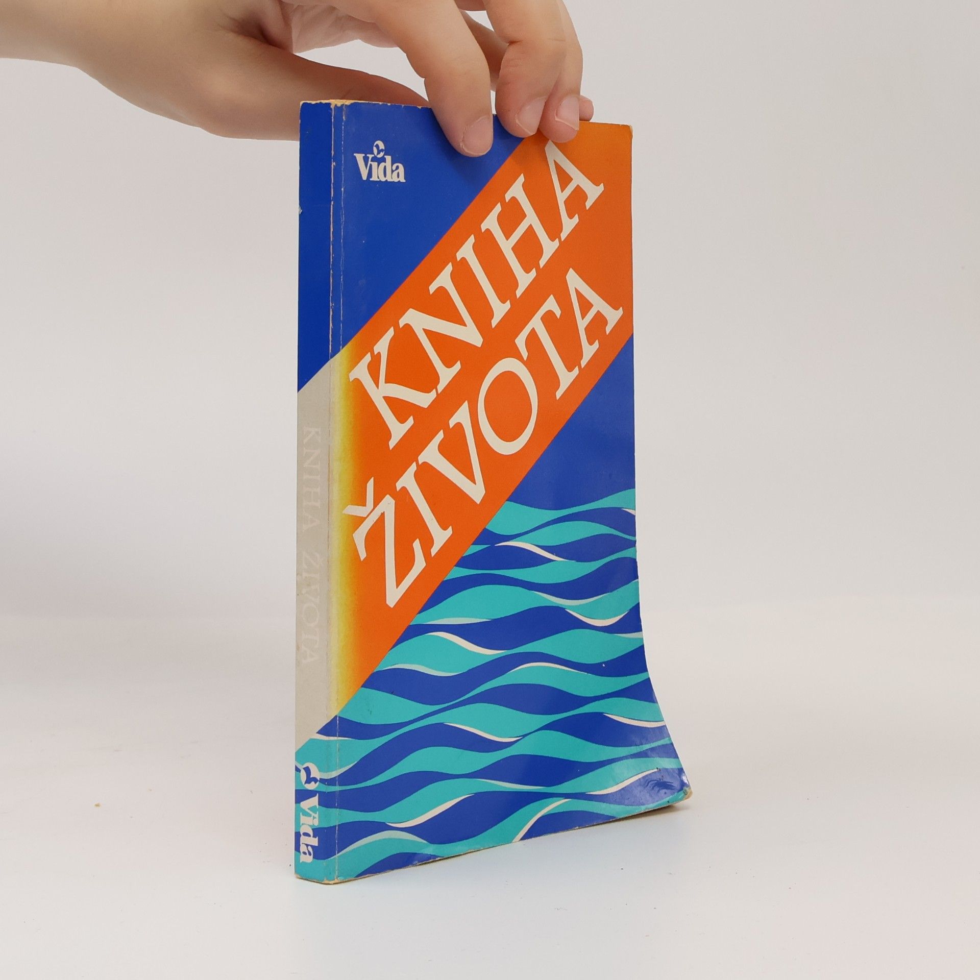 Autores varios Kniha života