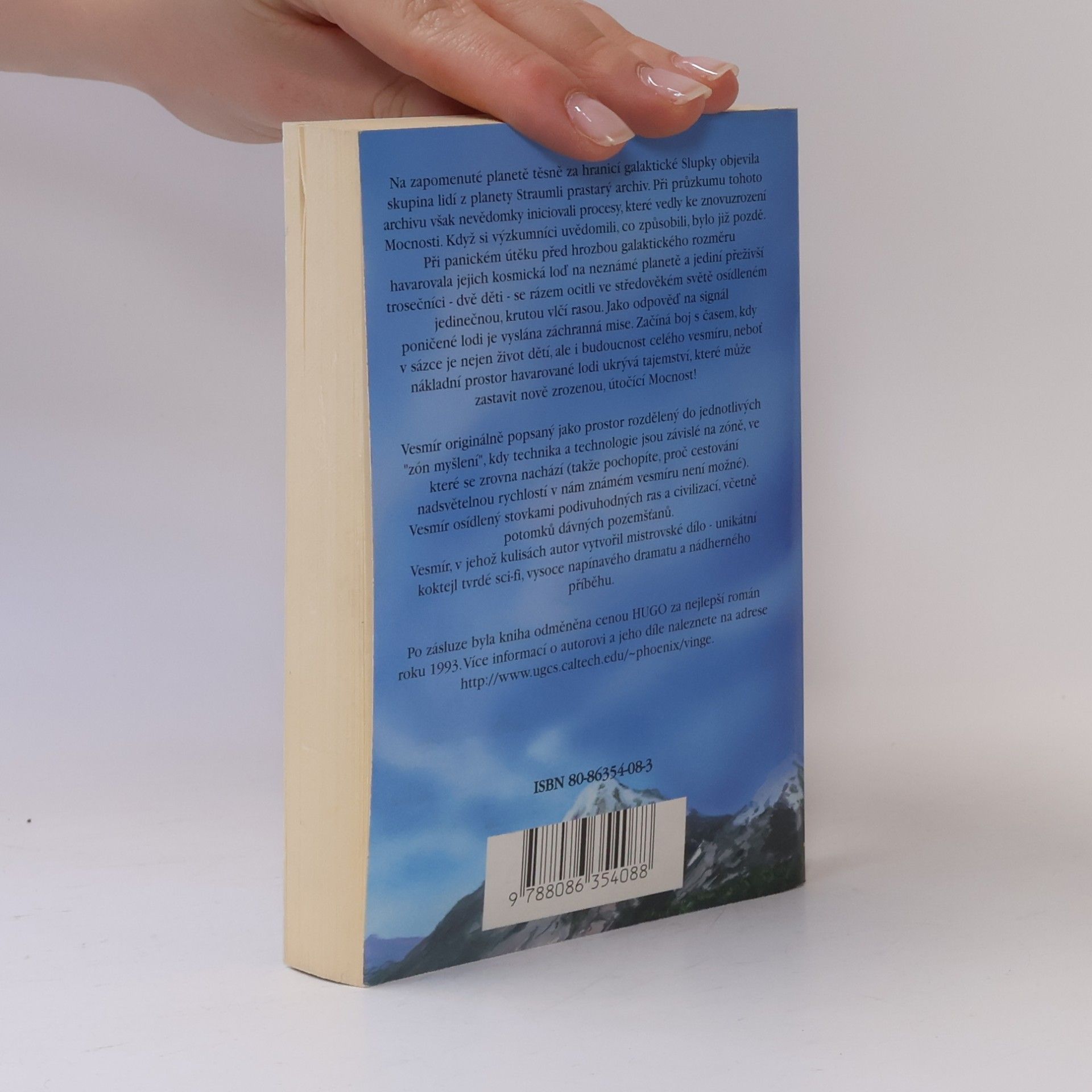 Vernor Vinge Oheň nad Hlubinou I: Pád Straumli