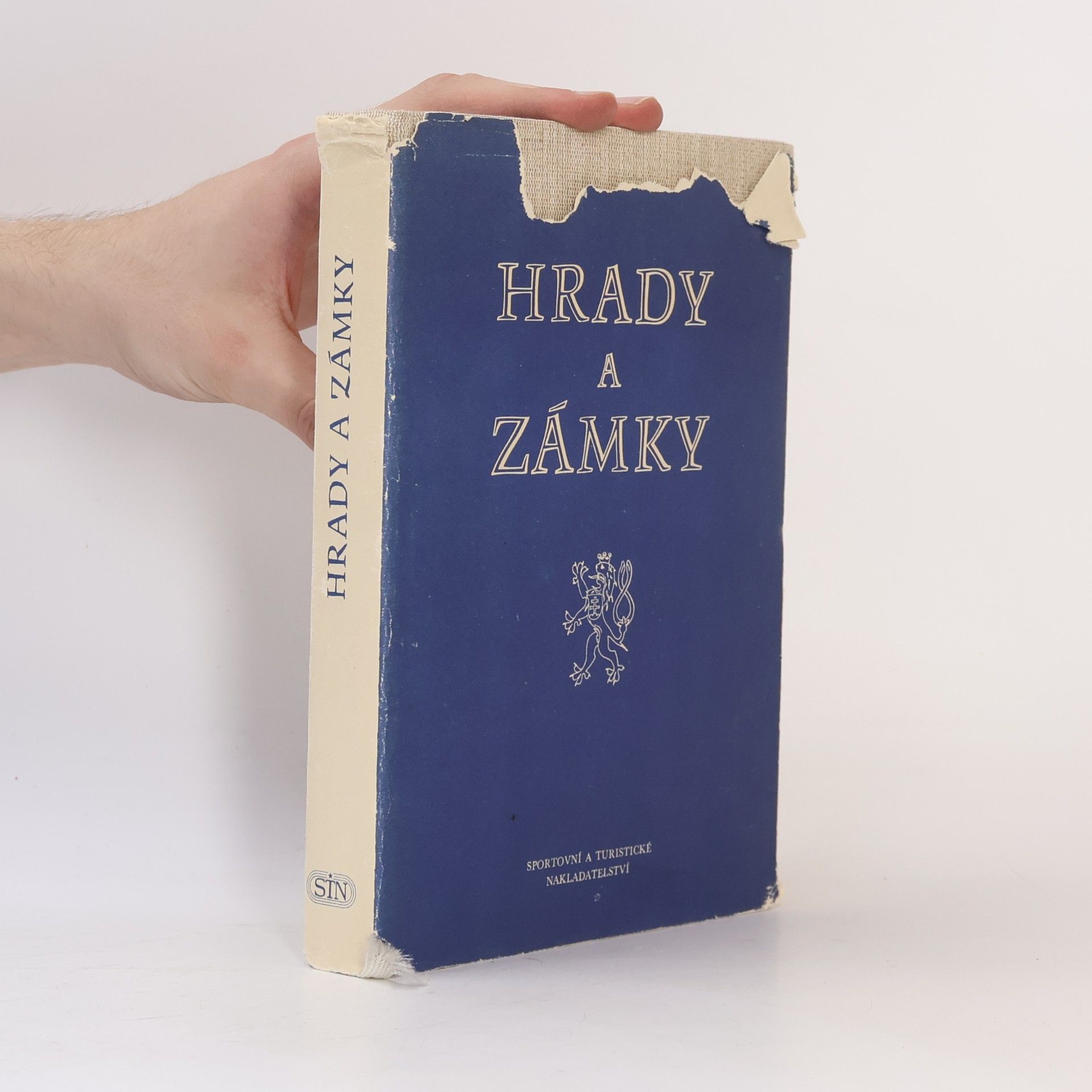 Various authors Hrady a zámky