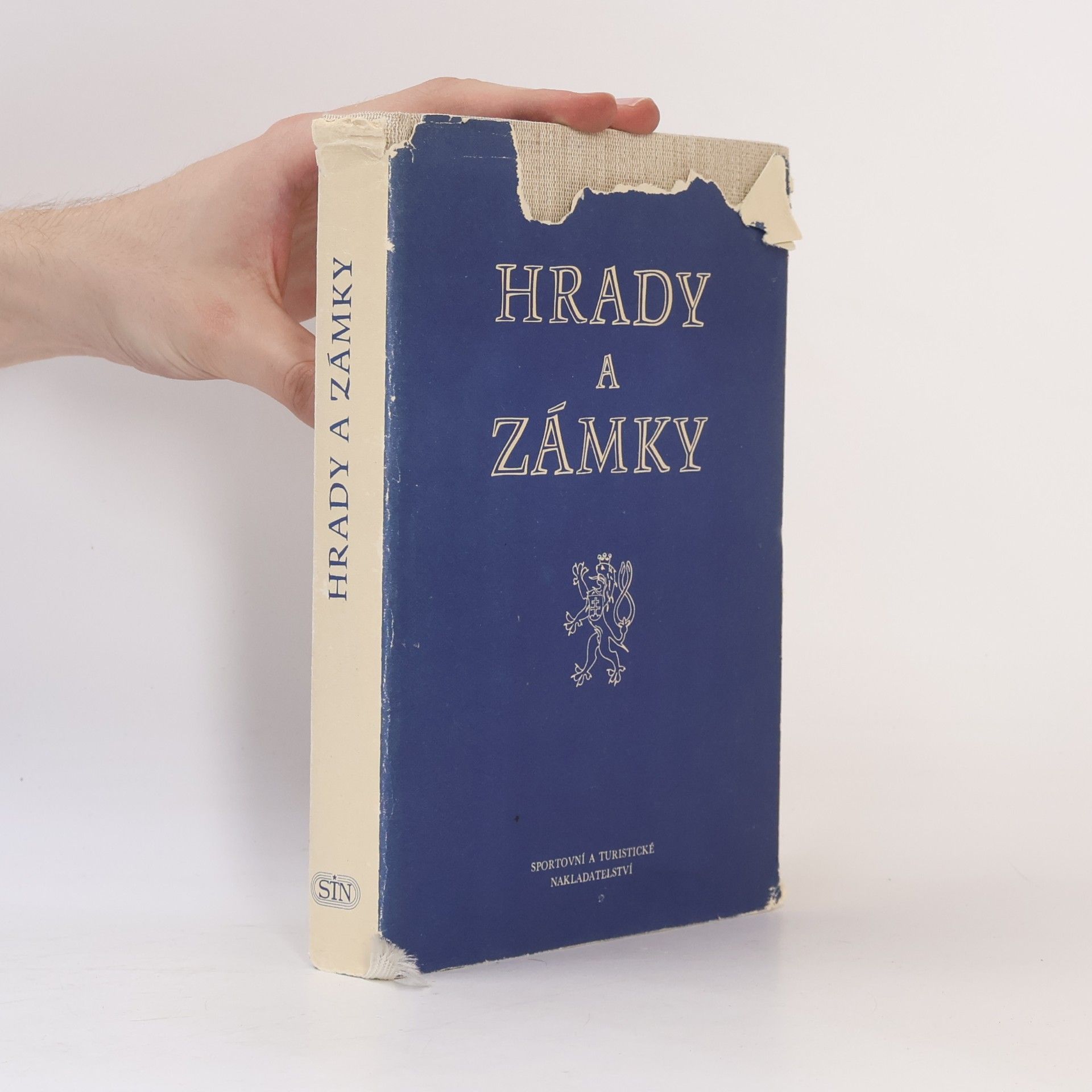 Various authors Hrady a zámky