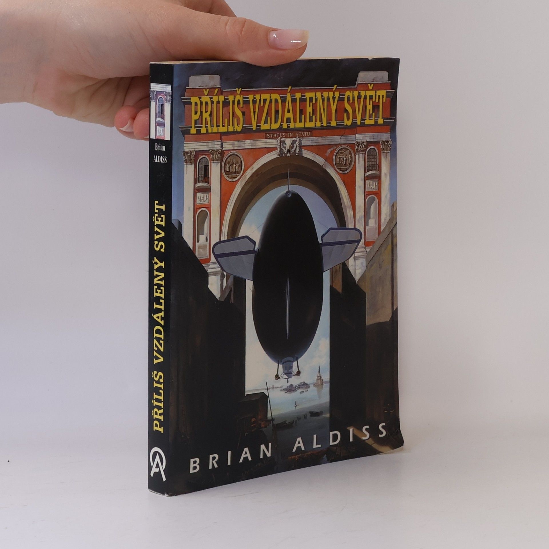 Brian Aldiss Příliš vzdálený svět