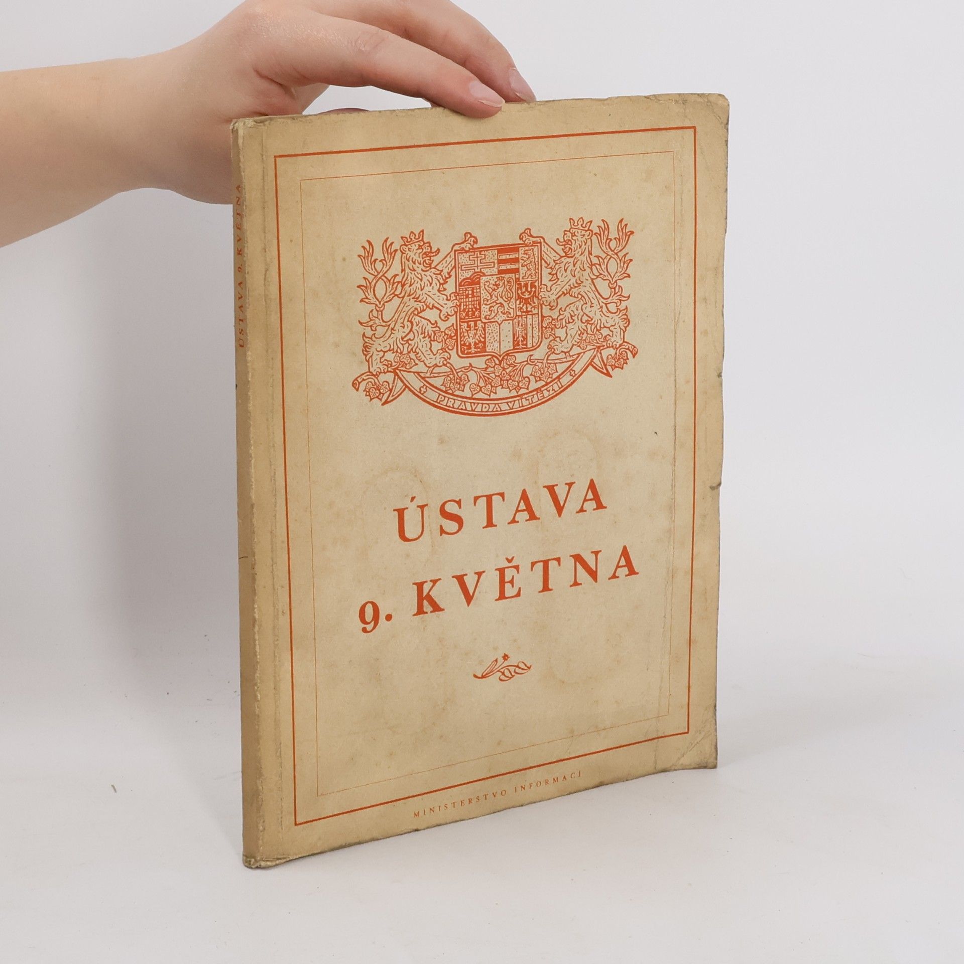 Autorenkollektiv Ústava 9. května
