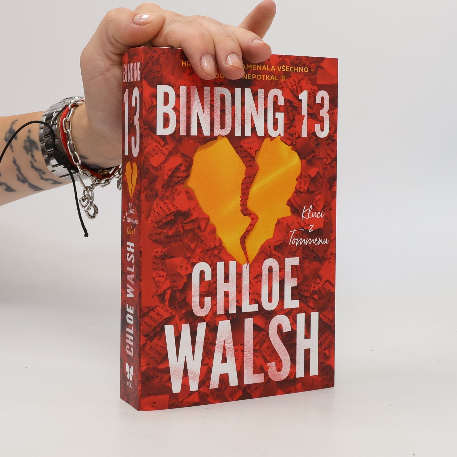 Chloe Walsh Binding 13