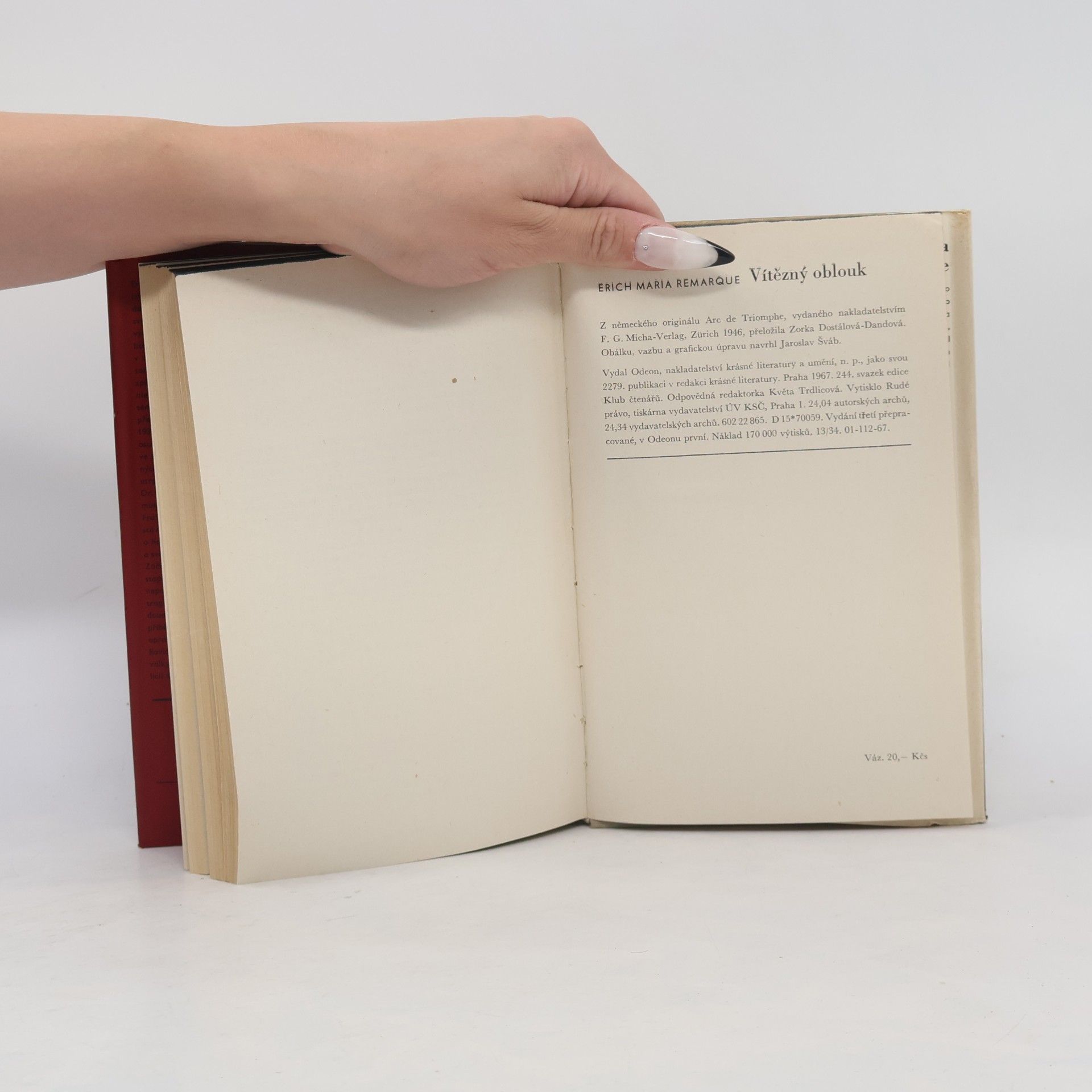 Erich Maria Remarque Vítězný oblouk
