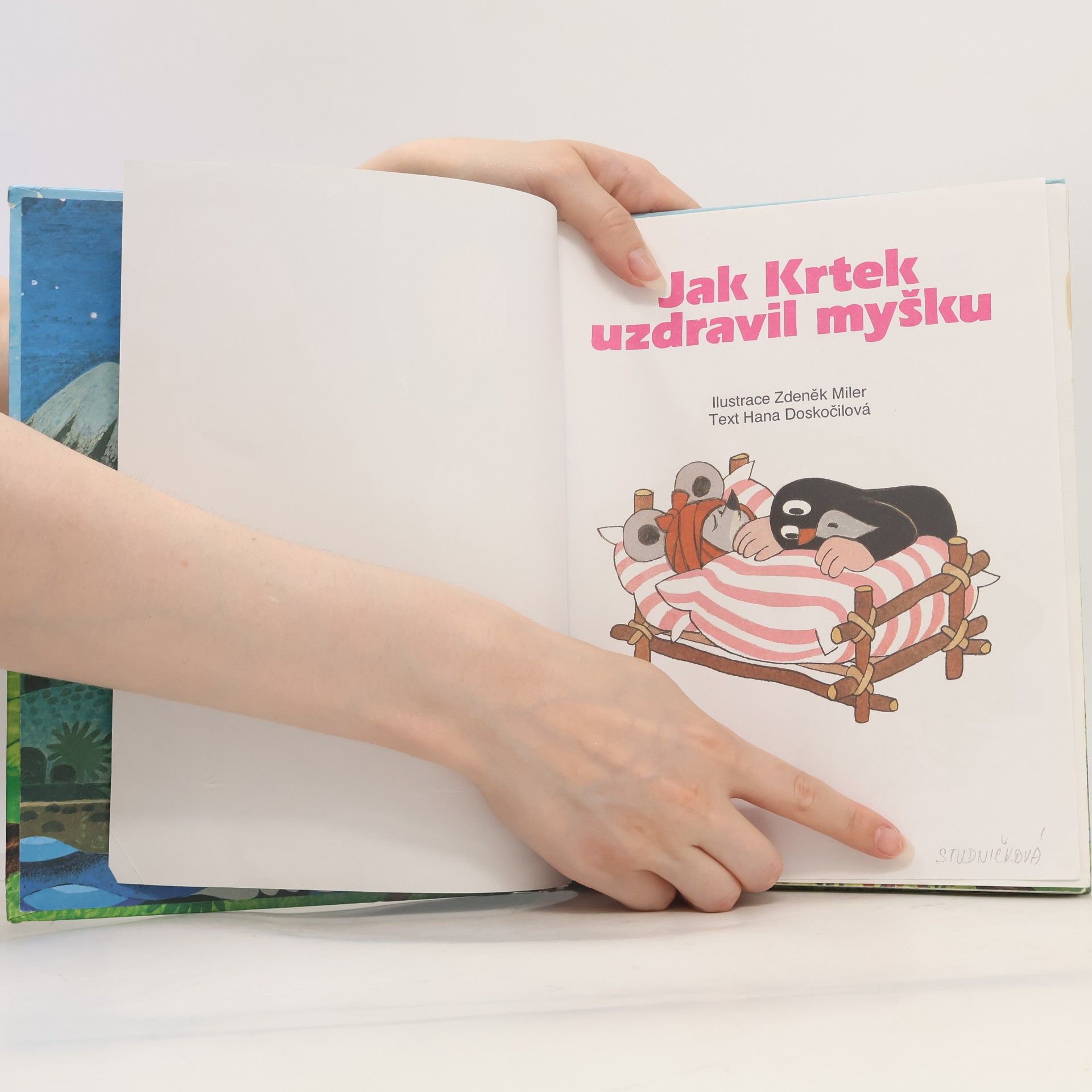 Zdeněk Miler Jak Krtek uzdravil myšku