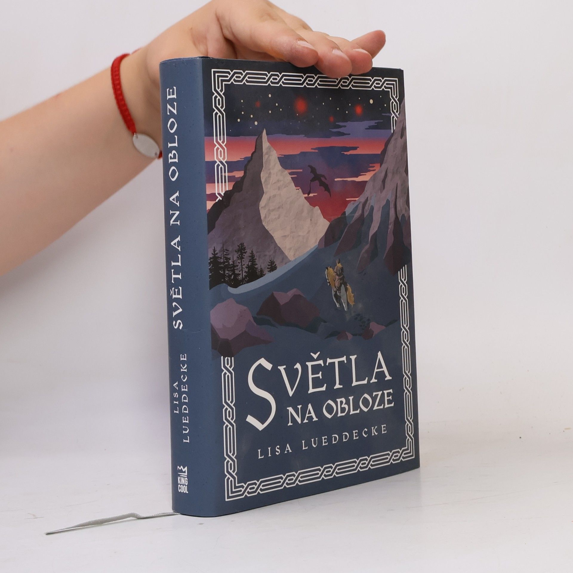 Lisa Lueddecke Světla na obloze