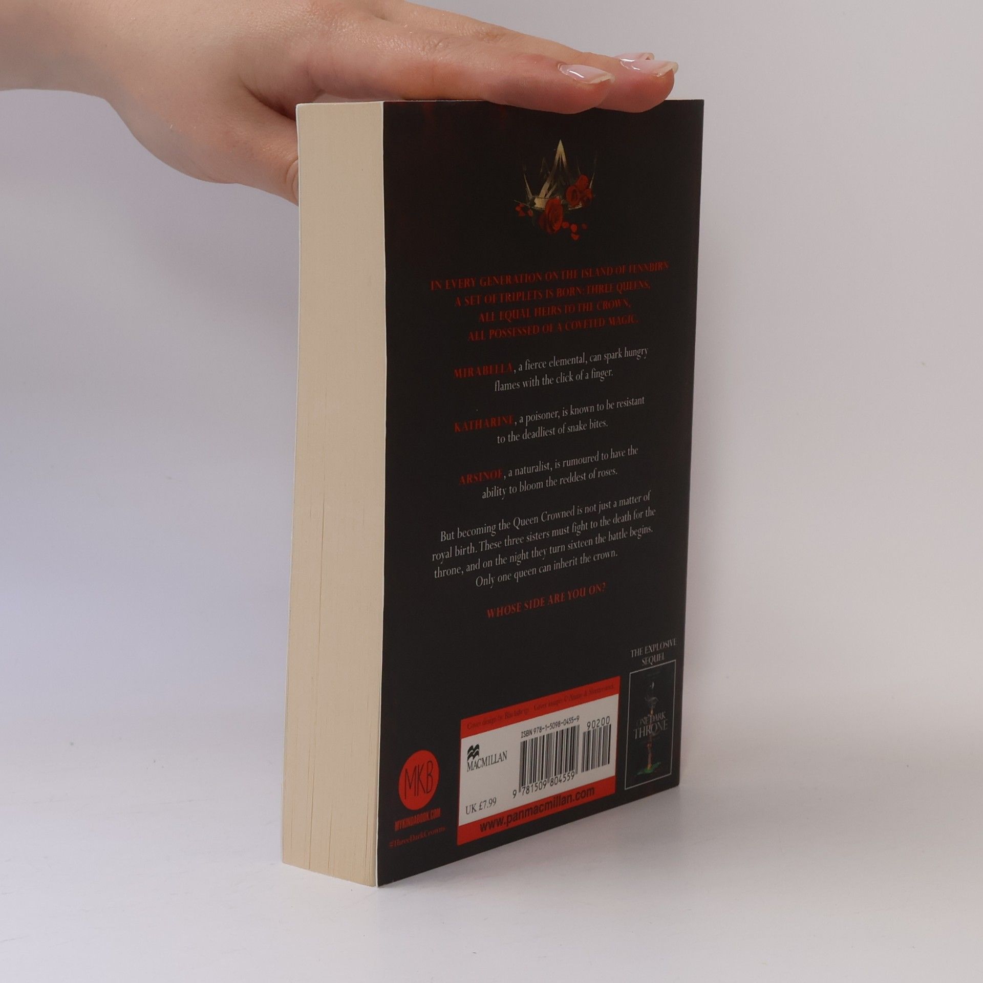 Kendare Blake Three Dark Crowns