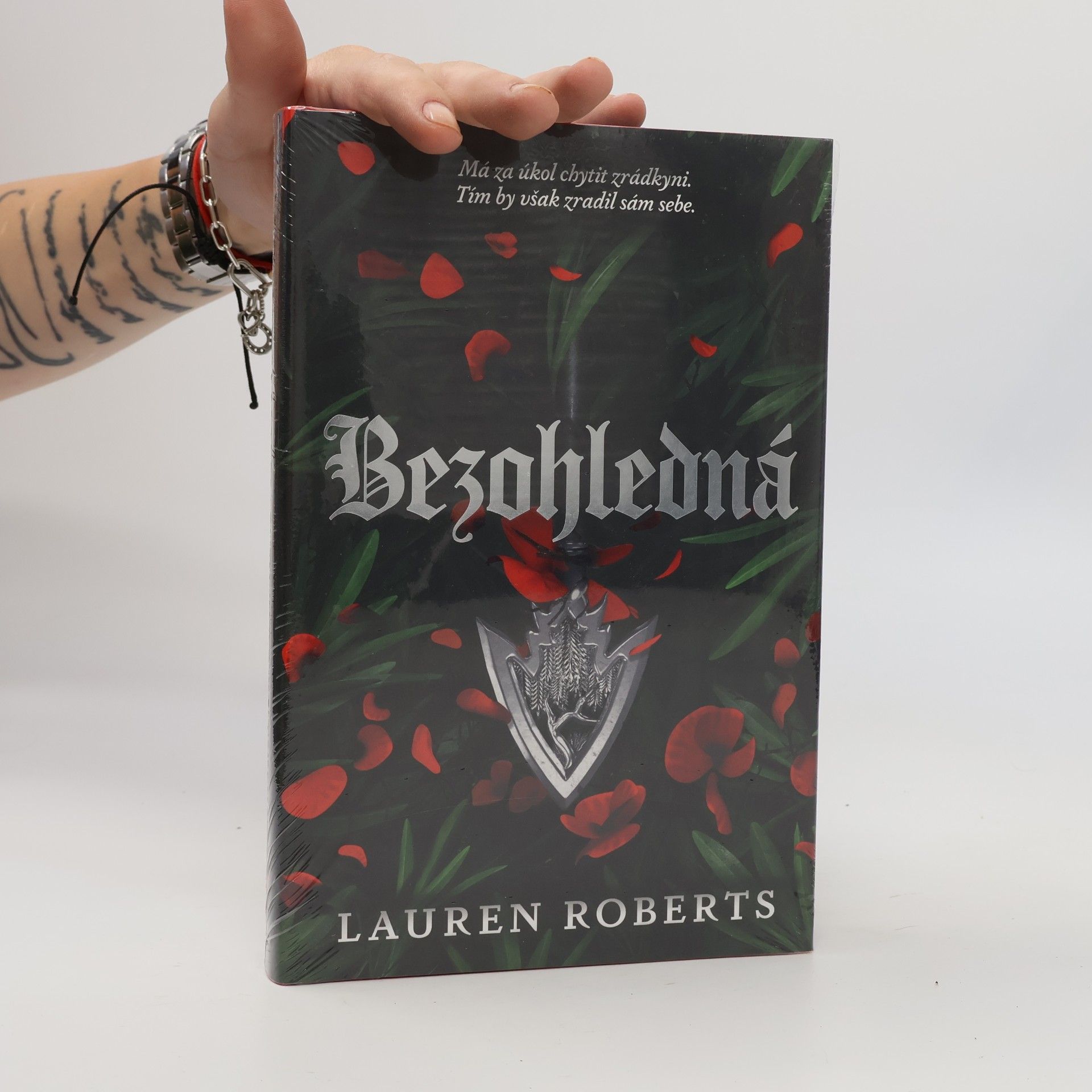Lauren Roberts Bezohledná