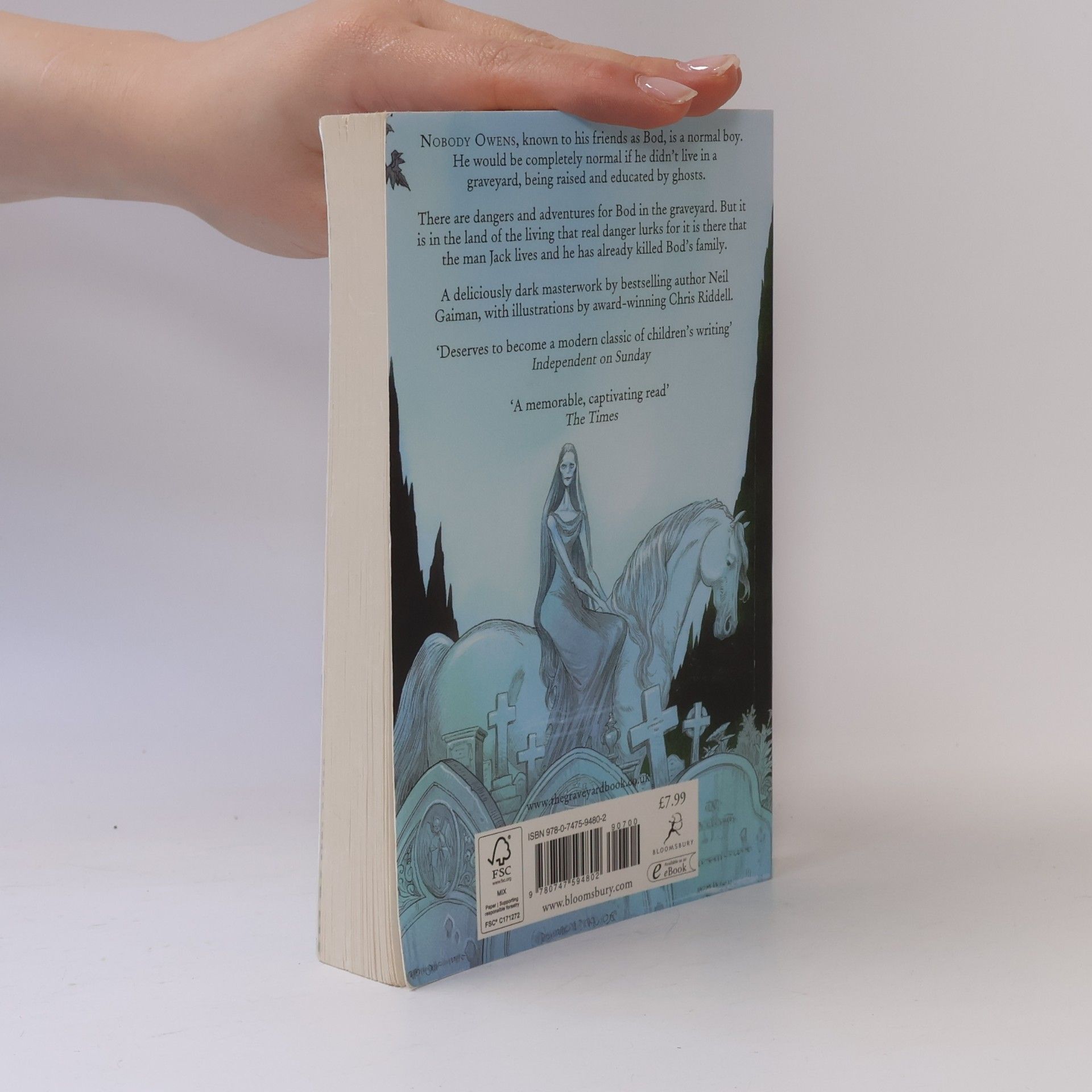 Neil Gaiman The graveyard book