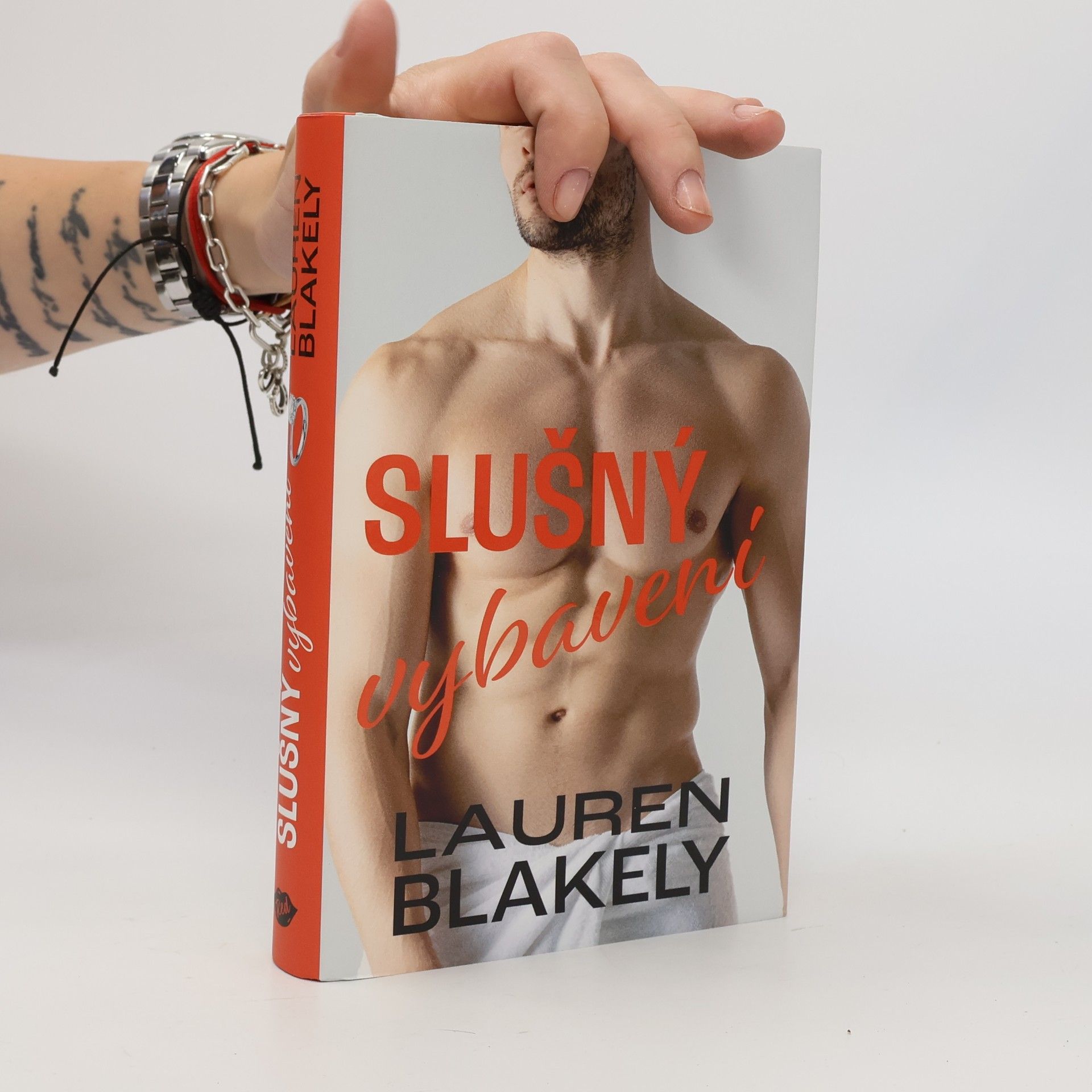 Lauren Blakely Slušný vybavení
