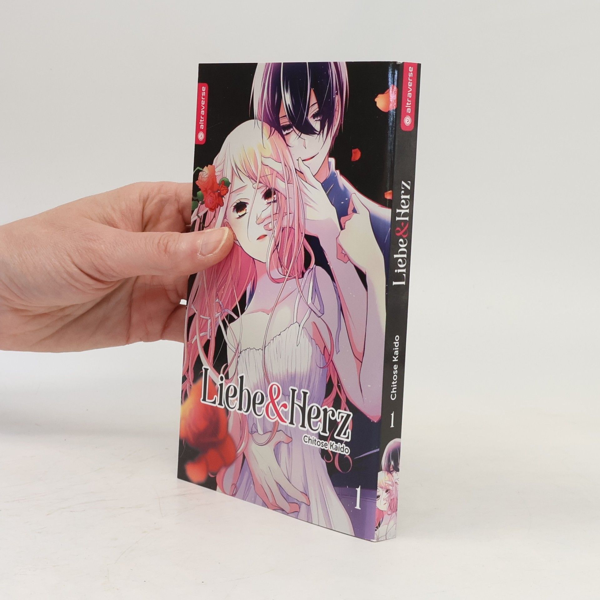 Chitose Kaido Liebe & Herz 1