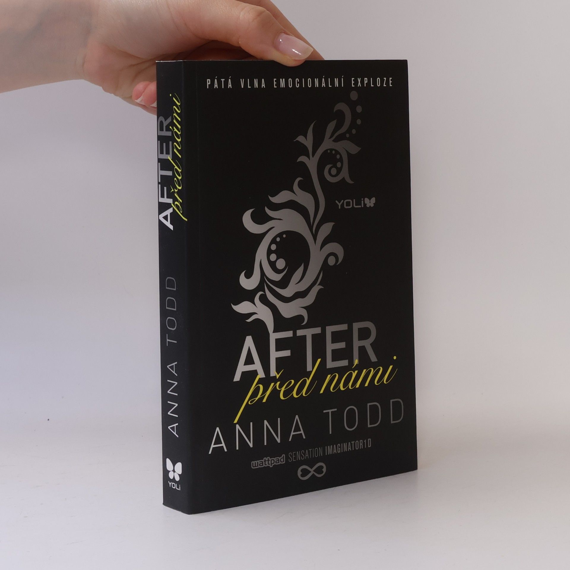 Anna Todd After 5. Před námi
