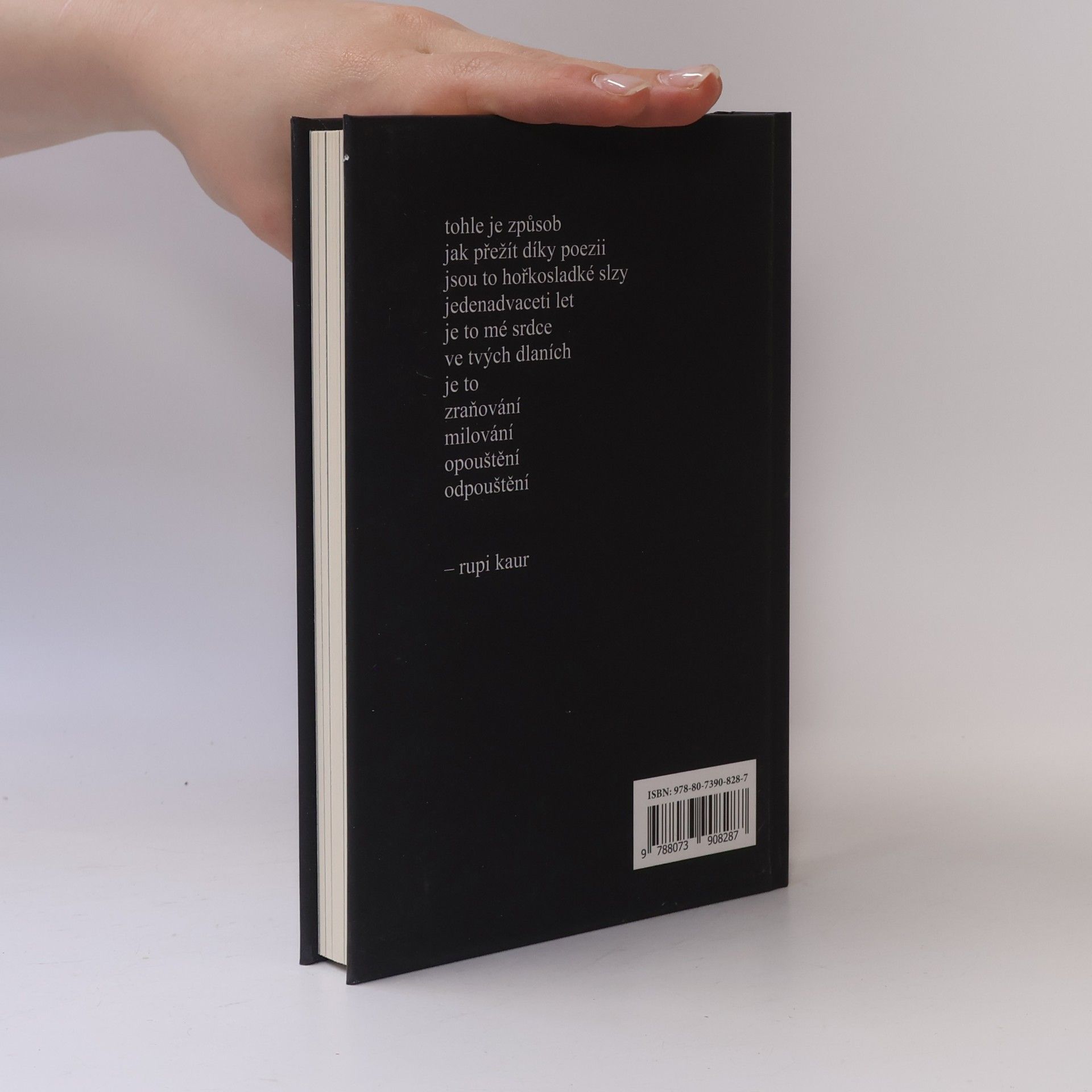 Rupi Kaur Mléko a med
