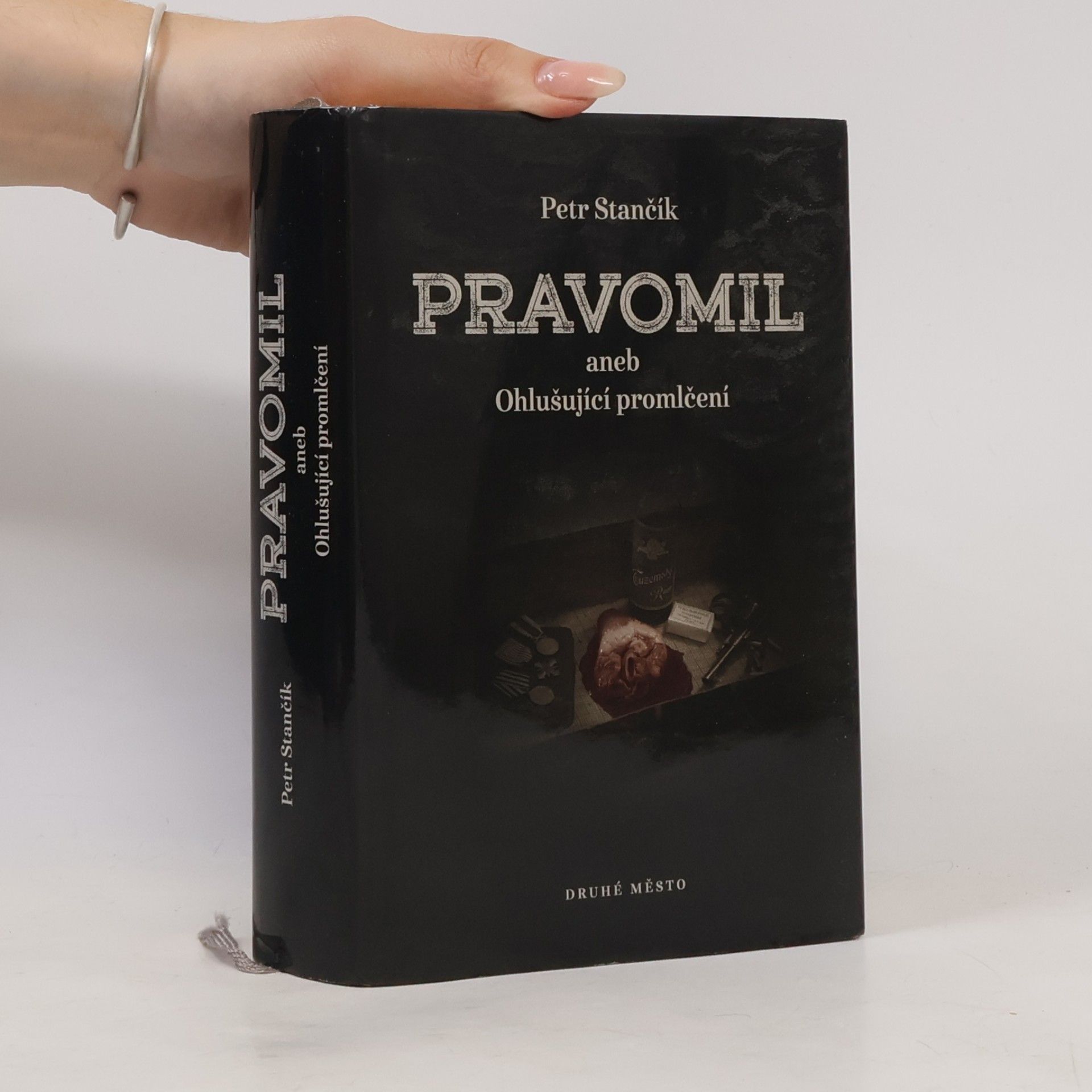 Petr Stančík Pravomil aneb Ohlušující promlčení