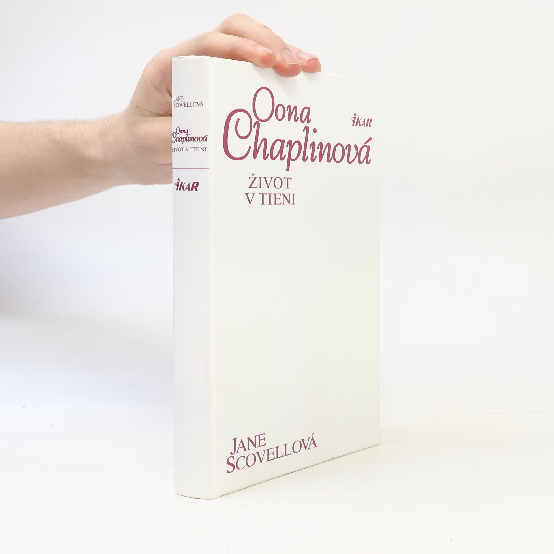 Jane Scovell Oona Chaplinová : Život v tieni