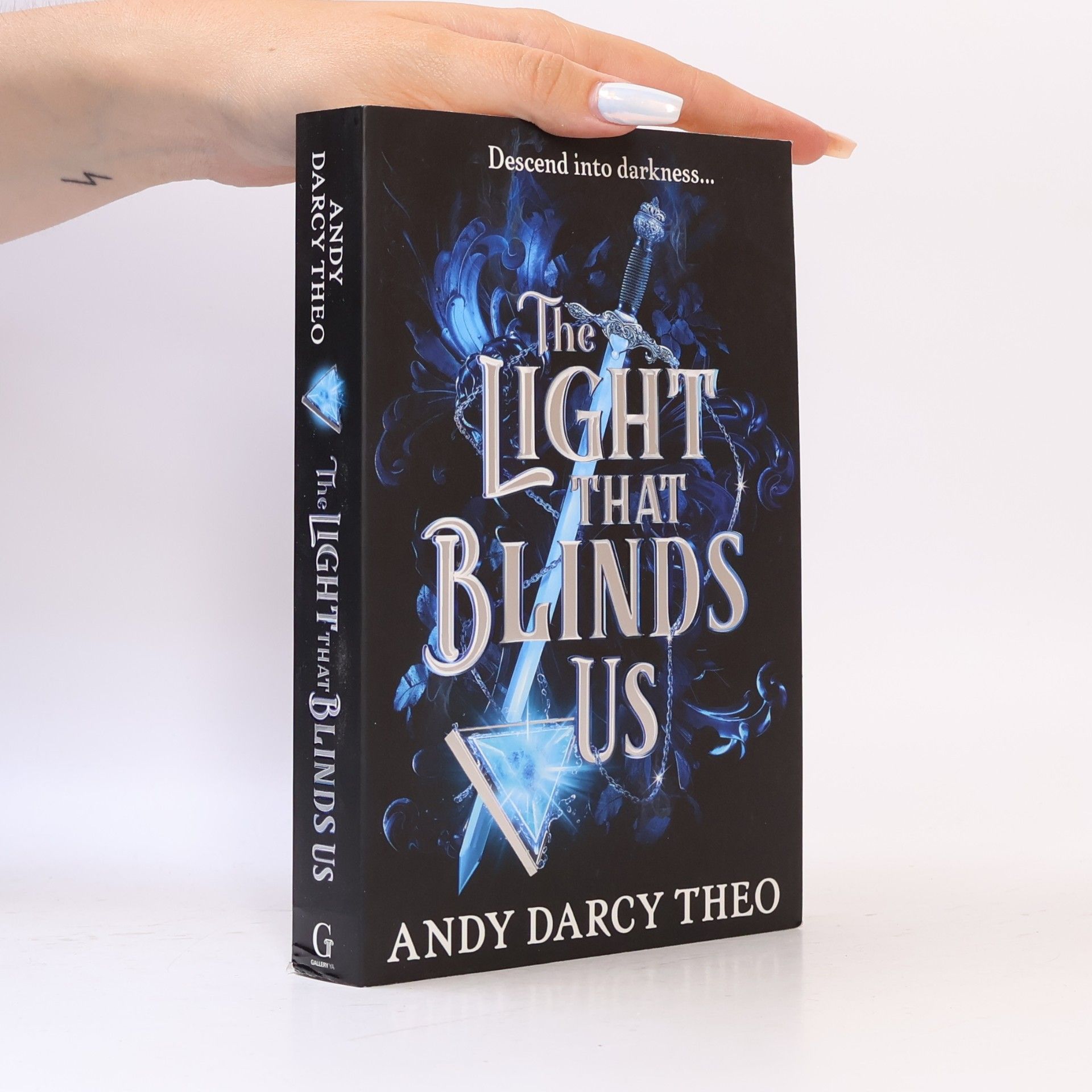 Theo Andy Darcy The Light That Blinds Us