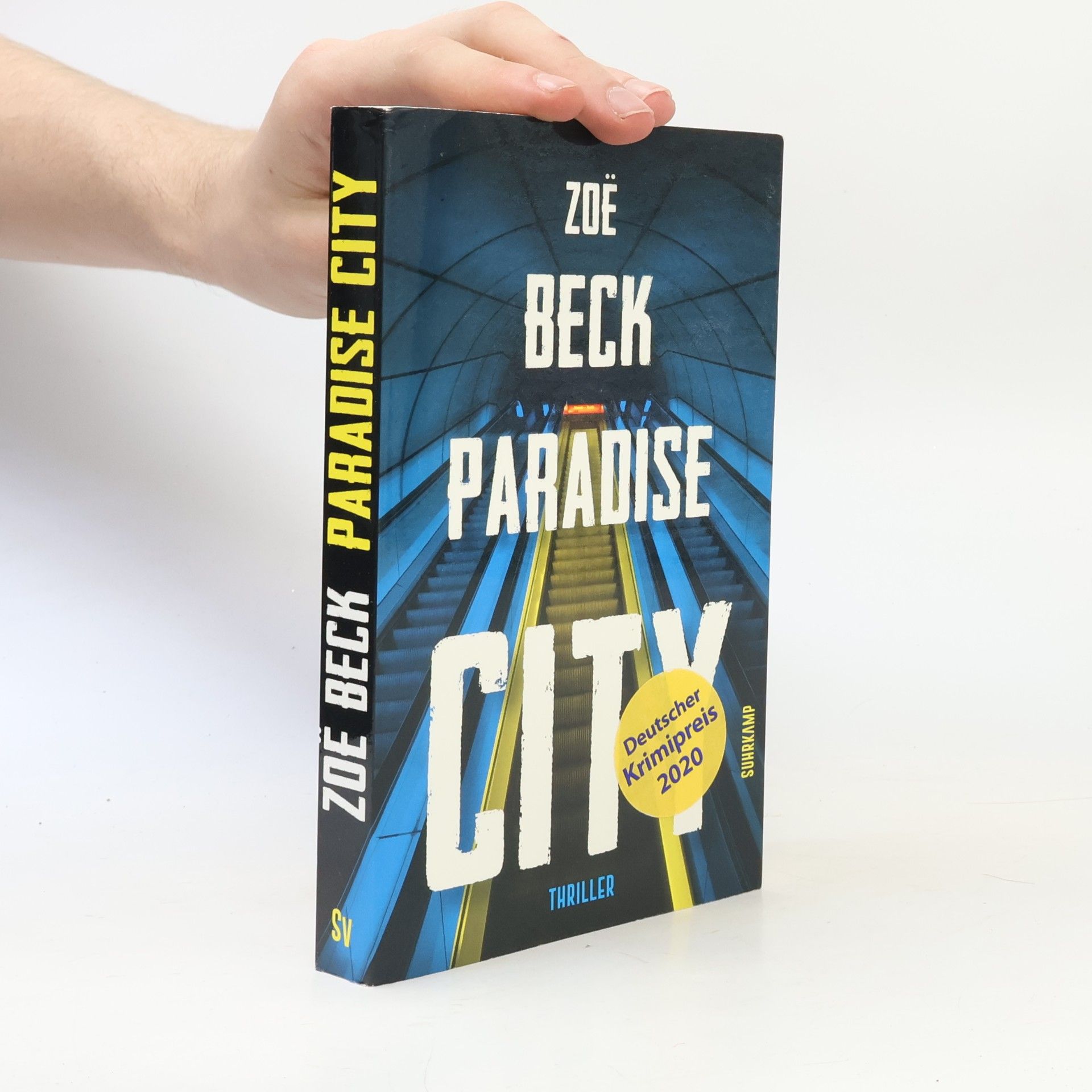 Zoë Beck Paradise City