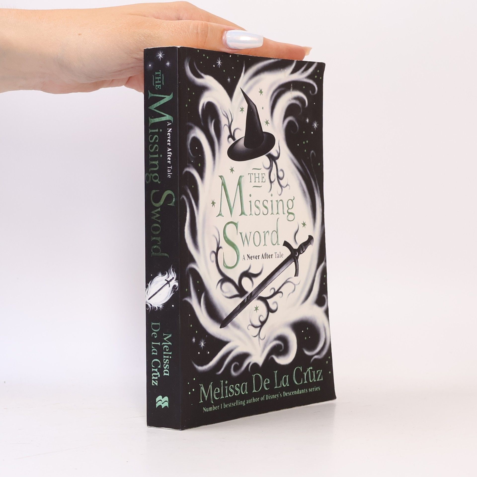Melissa De la Cruz The Missing Sword