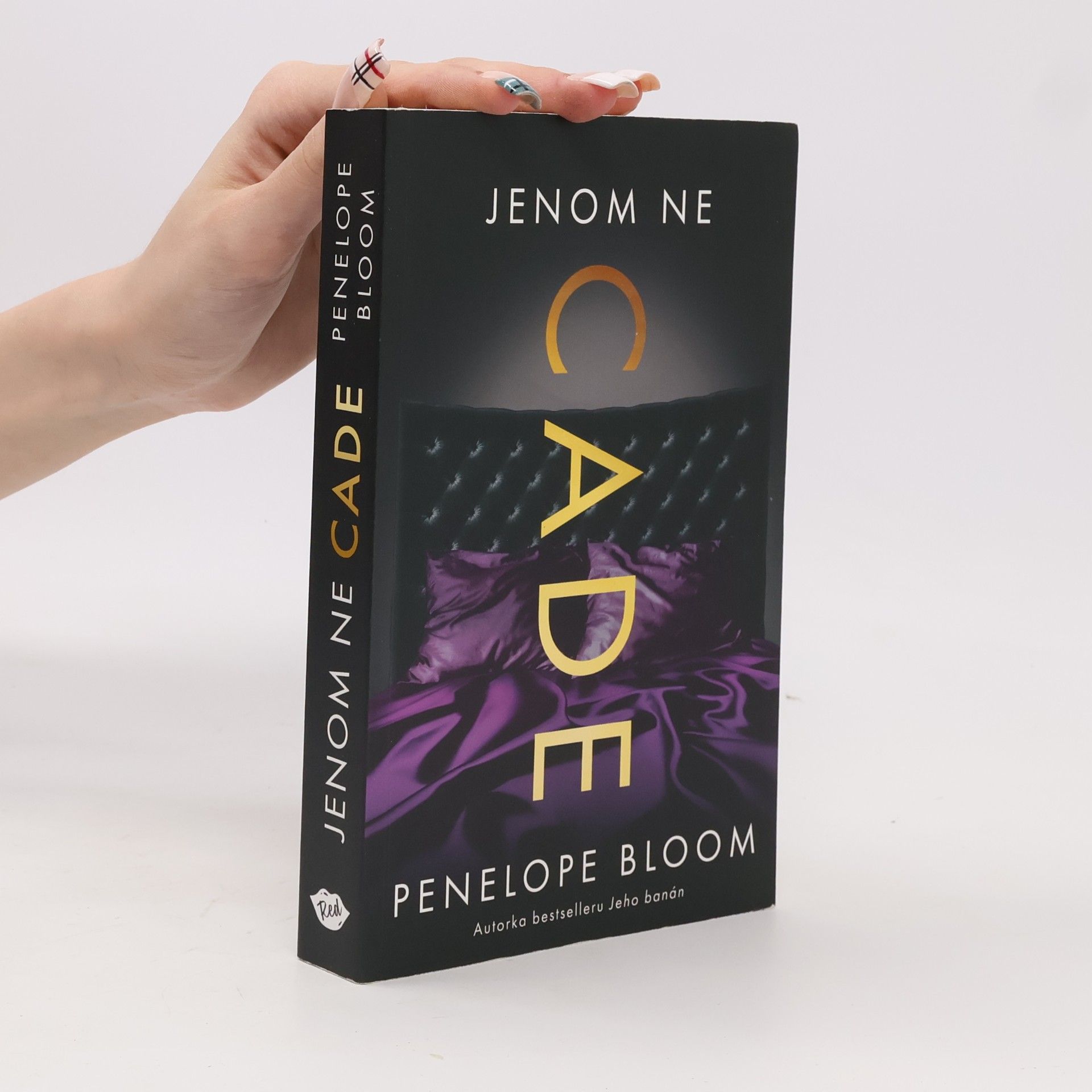 Penelope Bloom Jenom ne Cade
