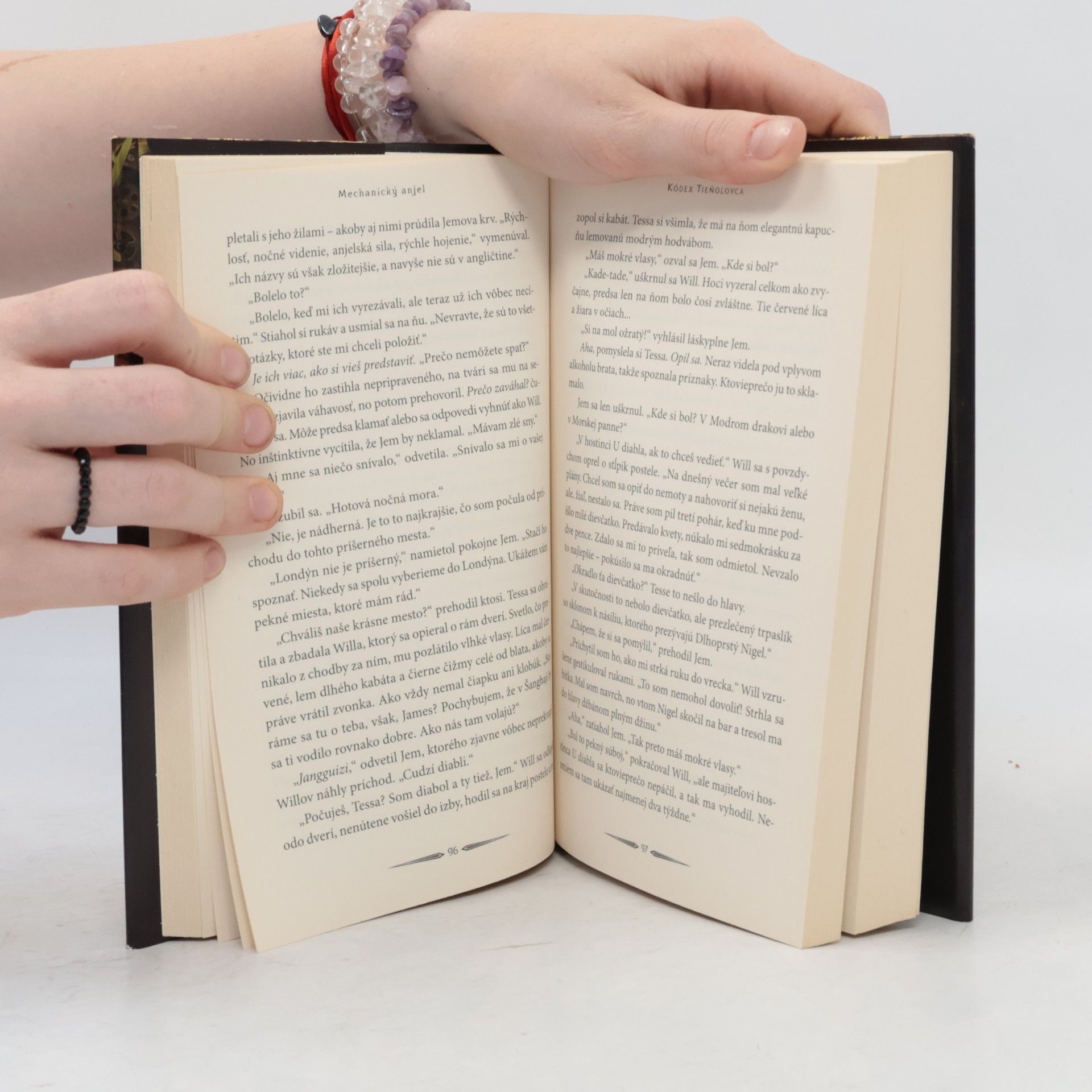 Cassandra Clare Mechanický anjel