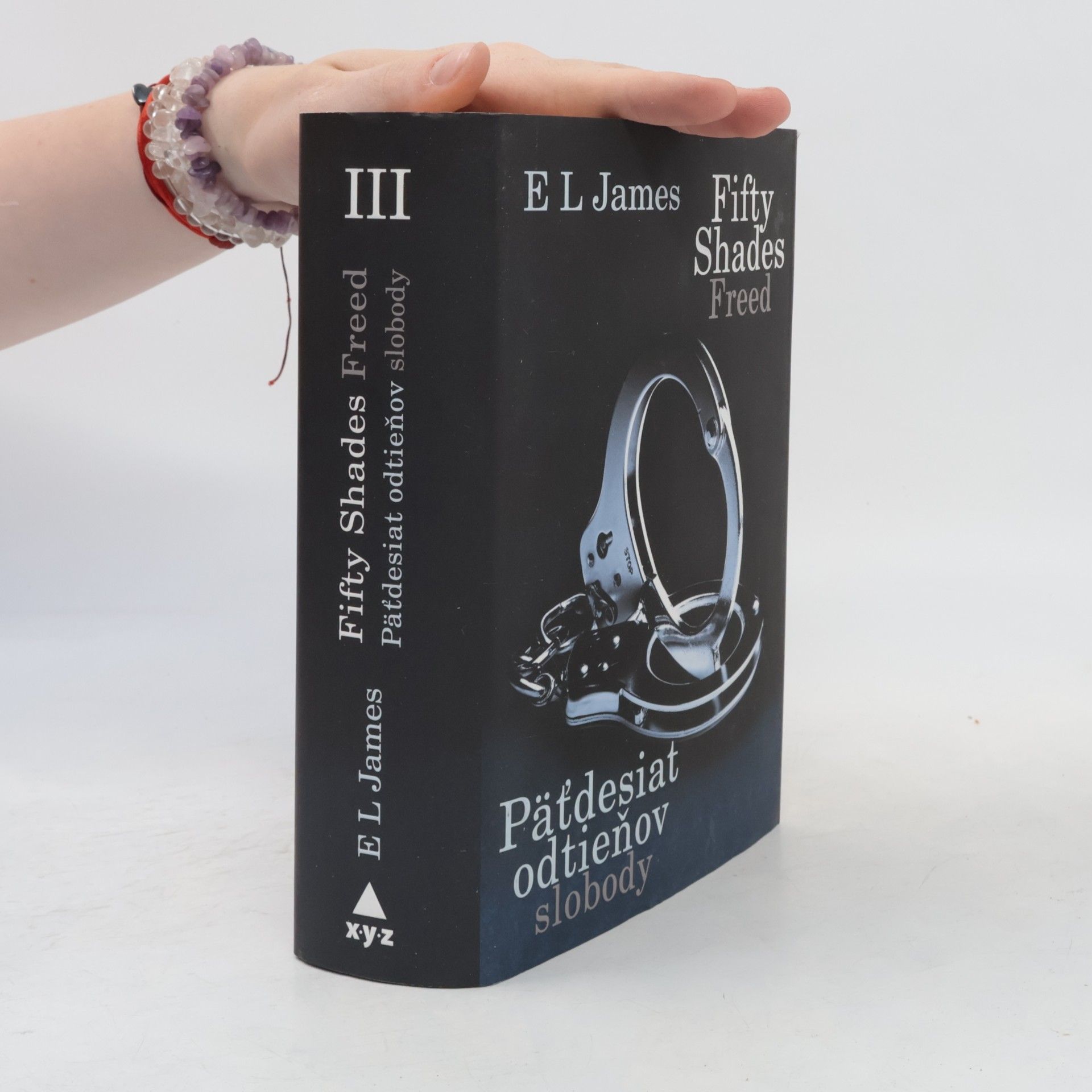 E. L. James Päťdesiat odtieňov slobody