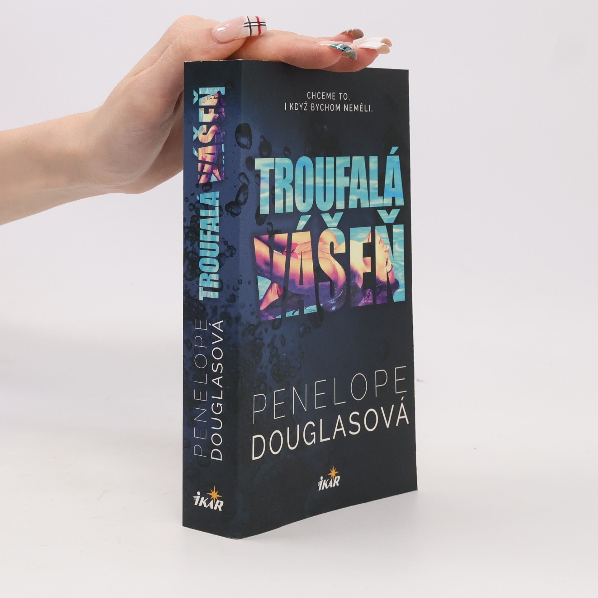 Penelope Douglas Troufalá vášeň