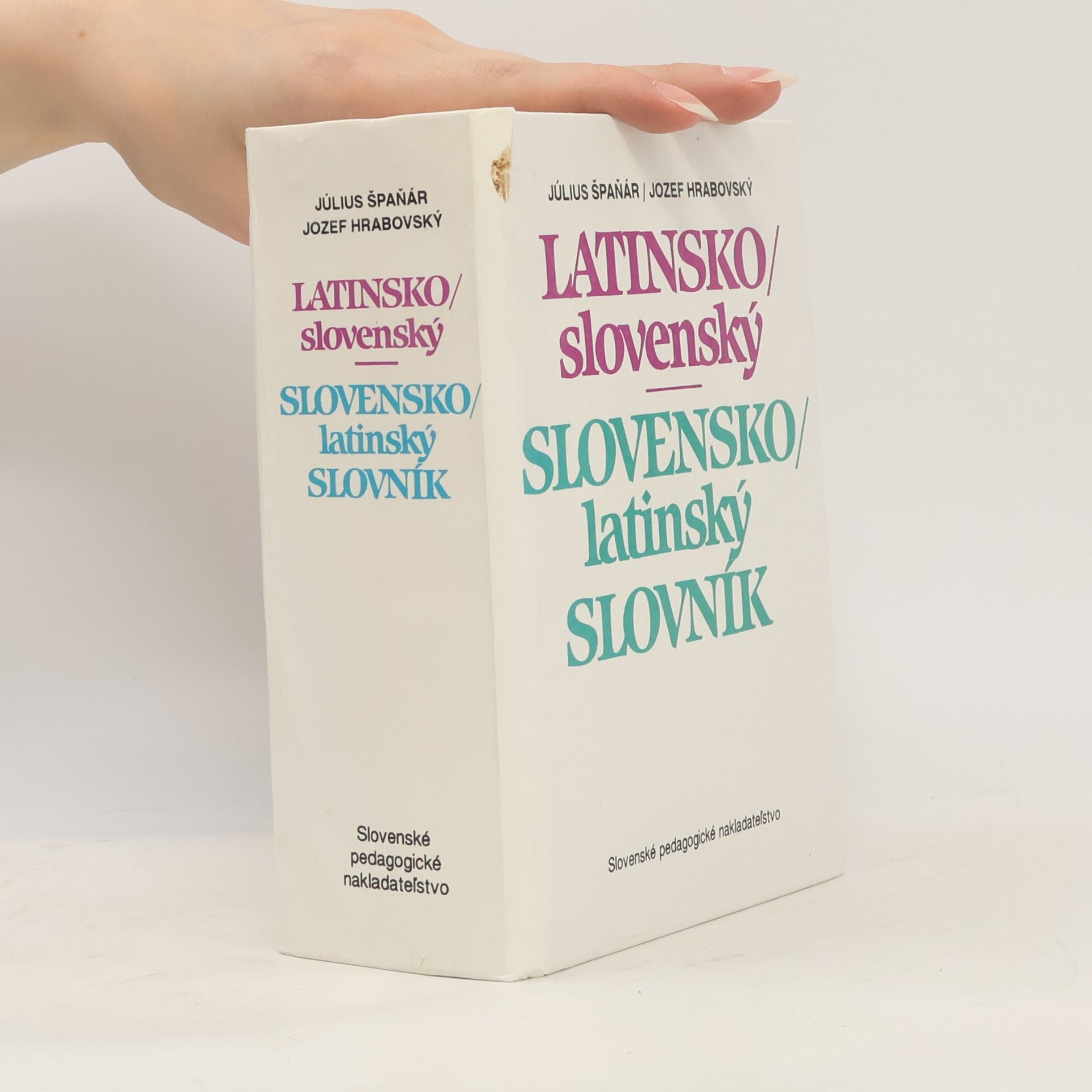 Jozef Hrabovský Latinsko-slovenský a slovensko-latinský slovník